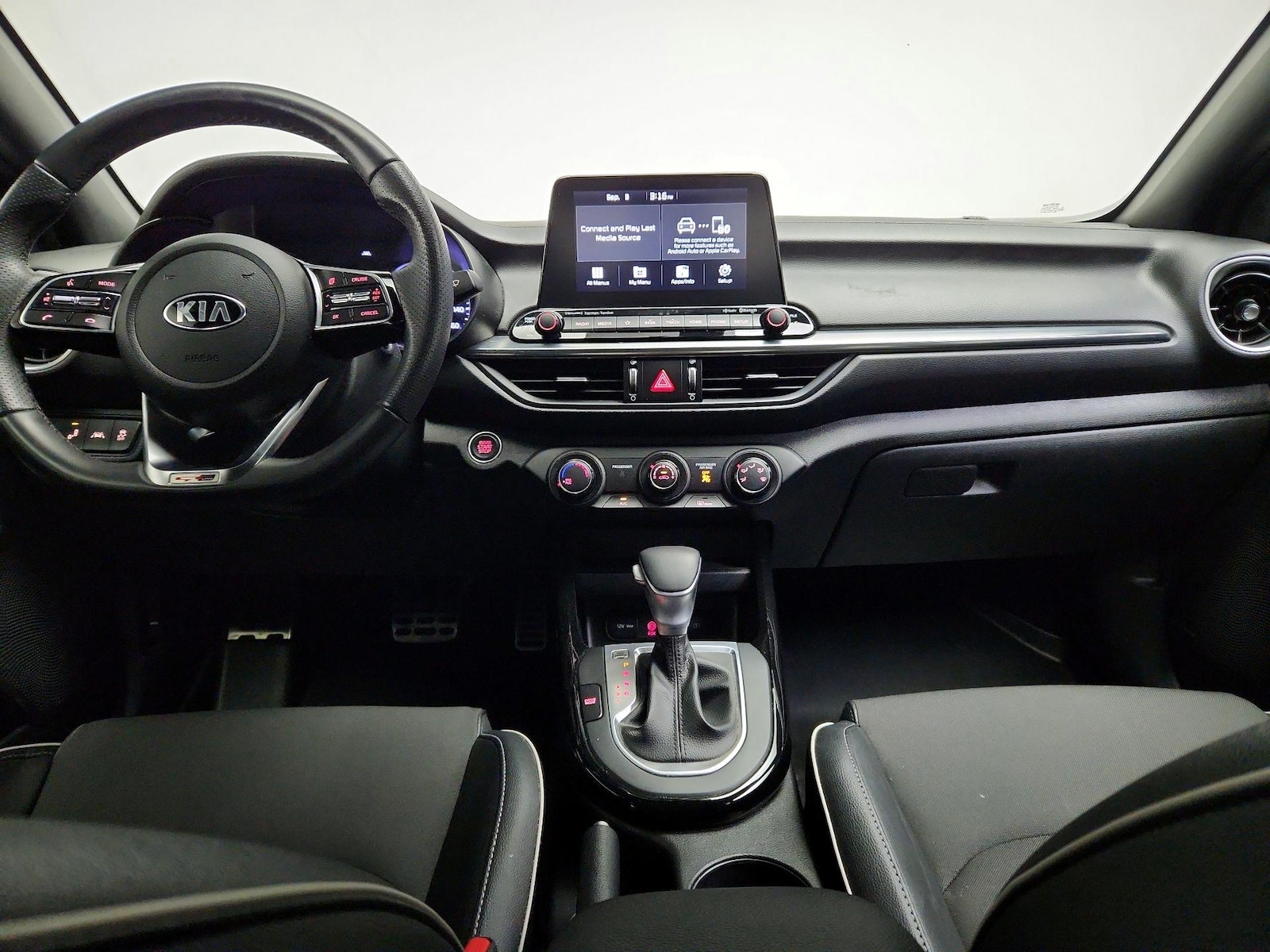 Apple CarPlay® & Android Auto™
