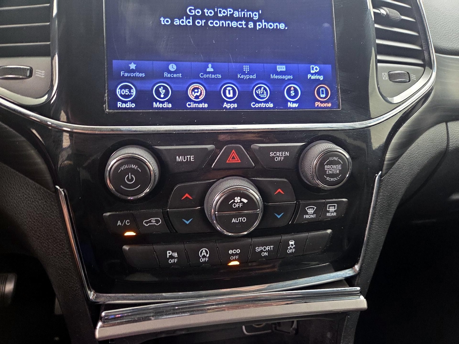 2019 Jeep Grand Cherokee Laredo E - Photo 16
