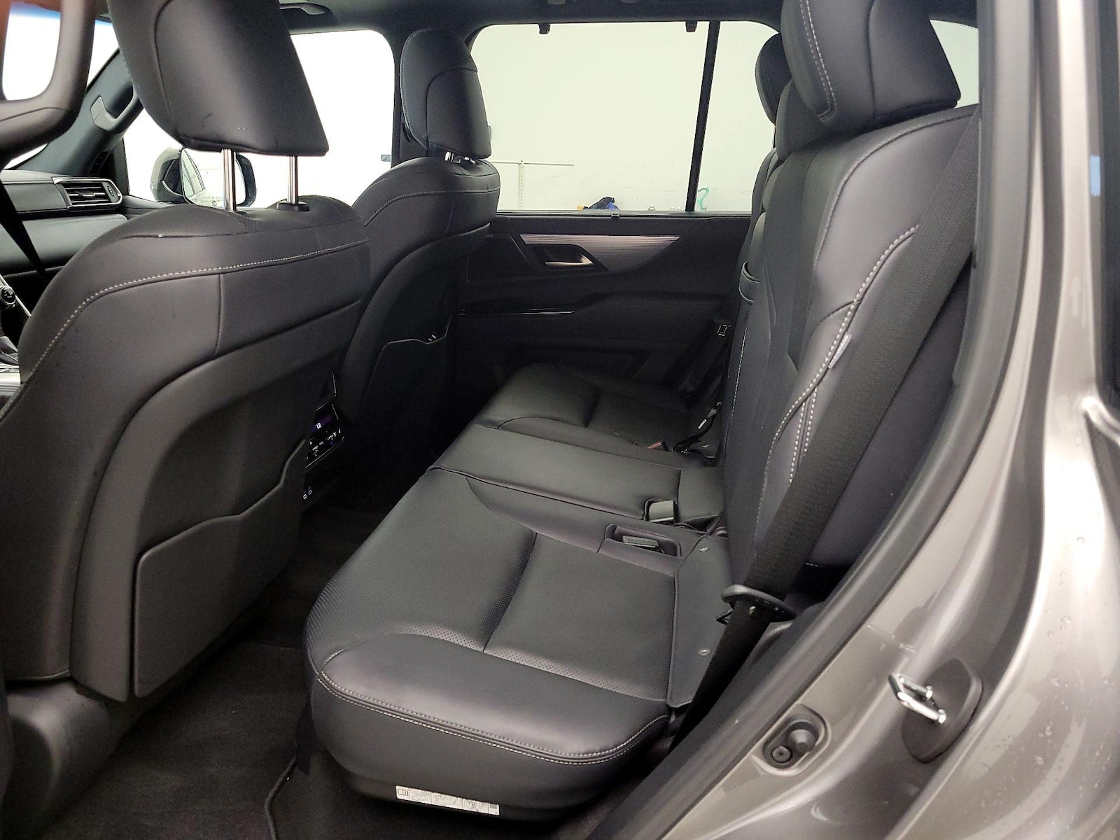 Rear Air Conditioning