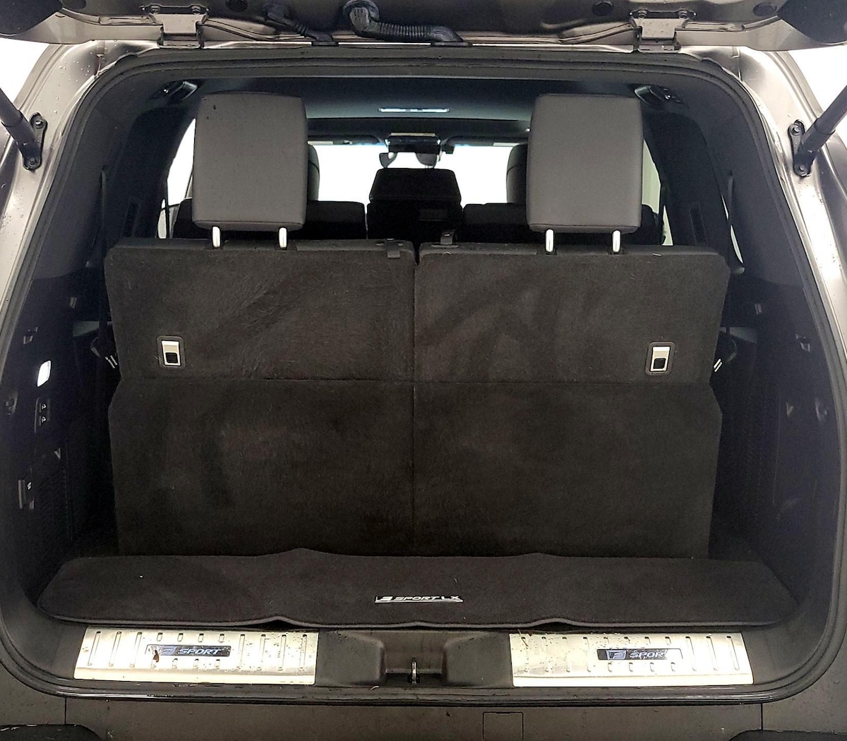 Trunk/Cargo (Seats Up)