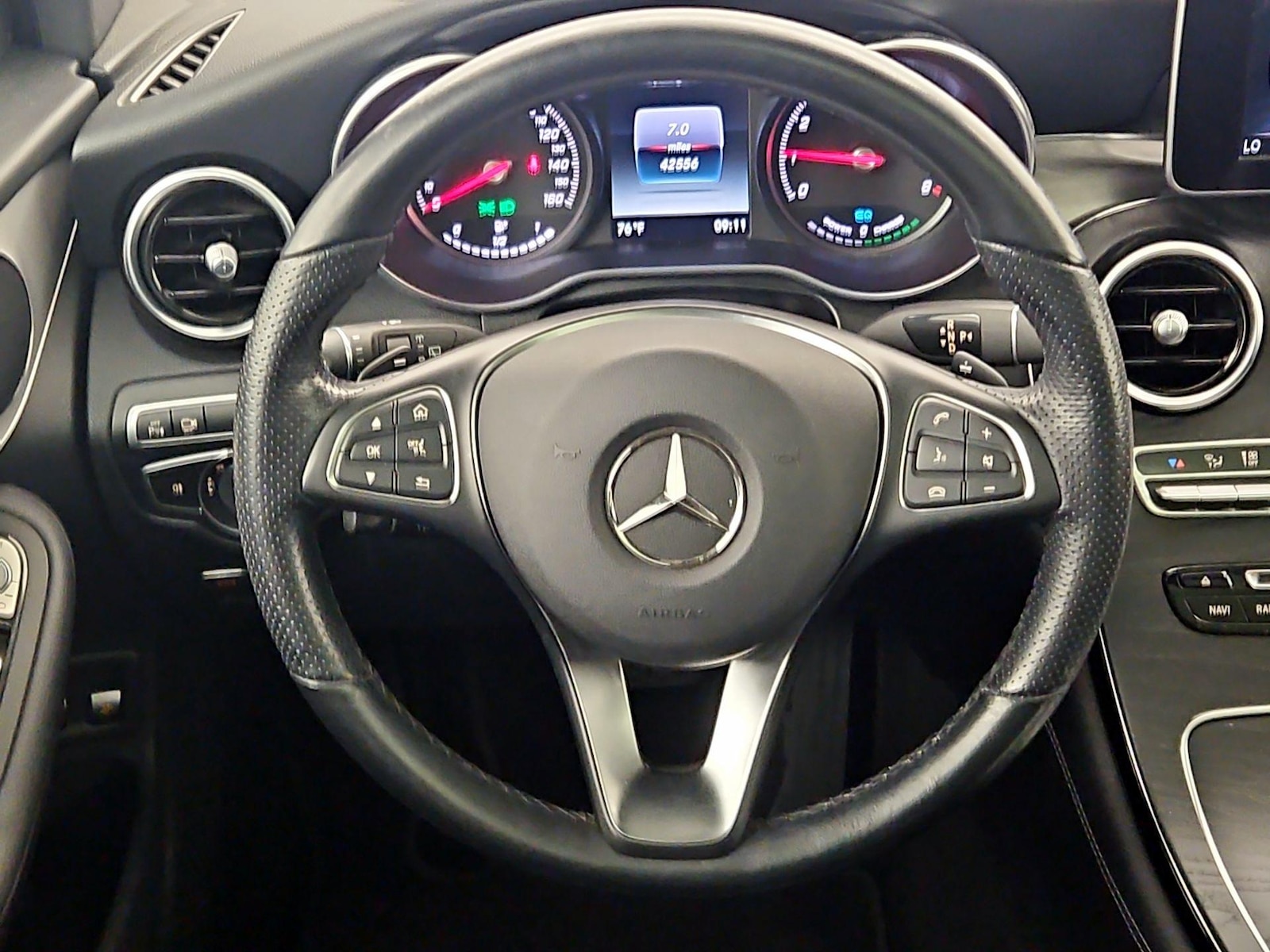 2019 Mercedes-Benz GLC GLC350e - Photo 11
