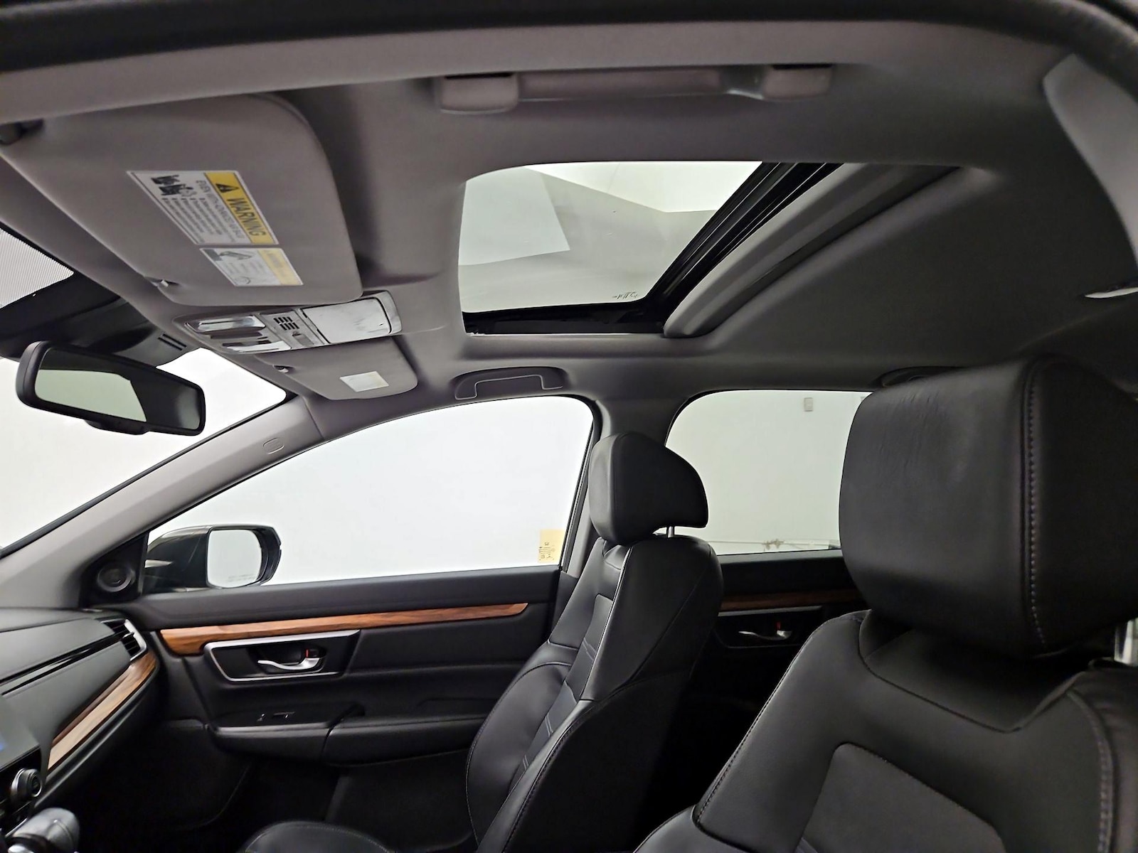 Sunroof(s) & Overhead Airbags