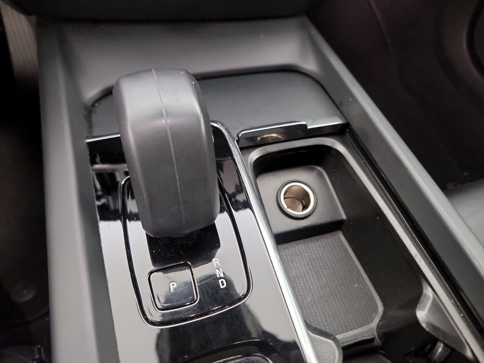 2025 Volvo S60 Core - Photo 19