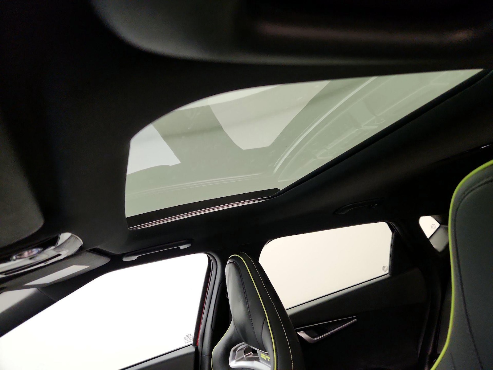 2023 Kia EV6 GT - Photo 21
