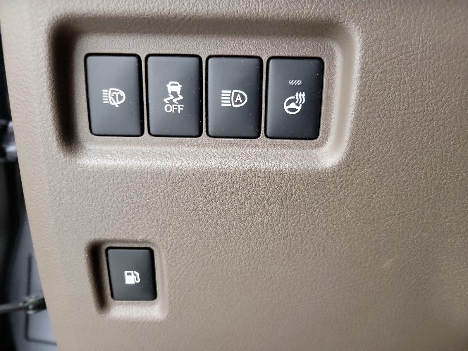 2023 Lexus GX LUXURY - Photo 14