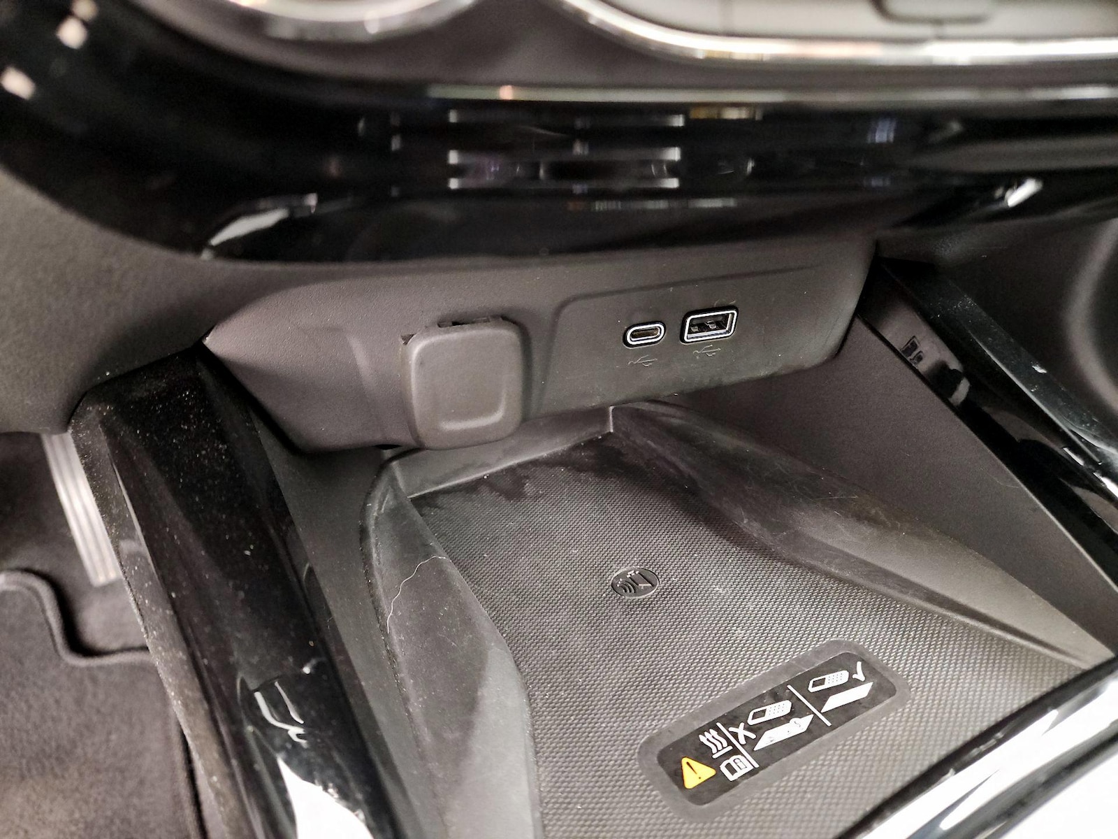 2024 Chevrolet Trax RS - Photo 19