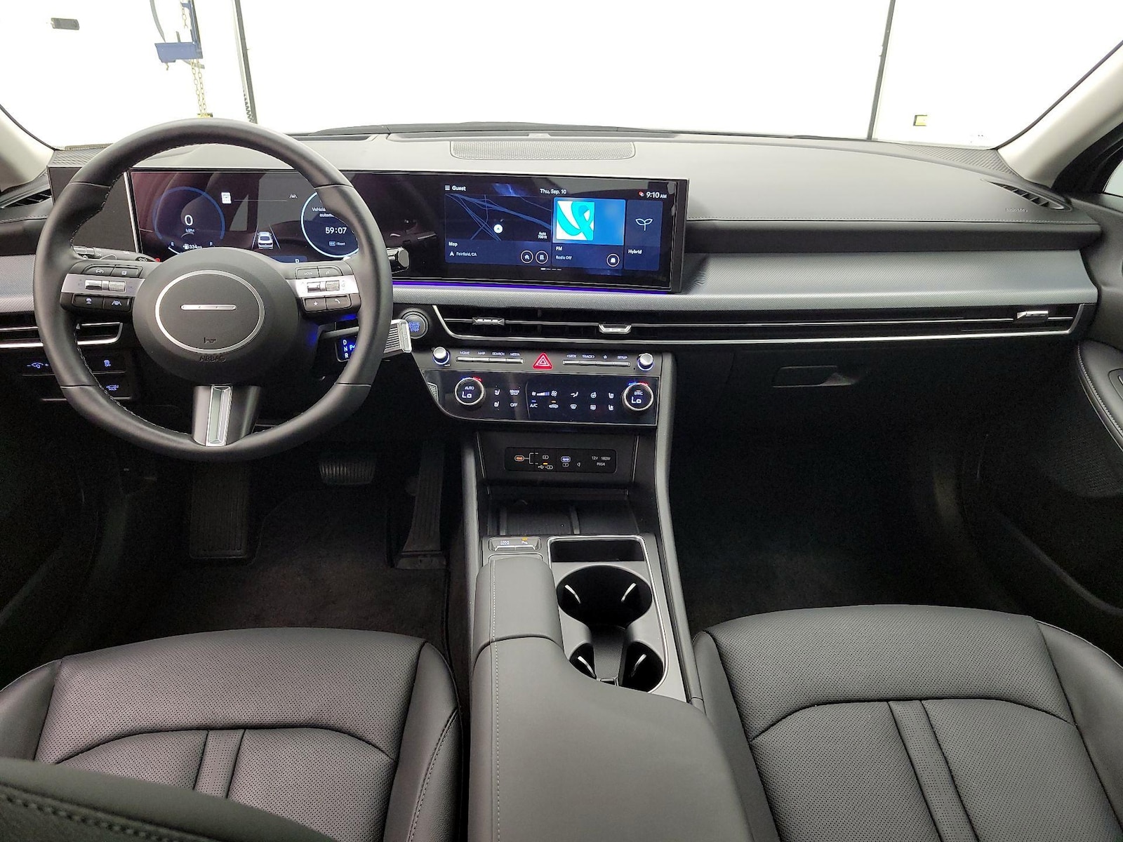 2025 Hyundai Sonata Hybrid Limited - Photo 10