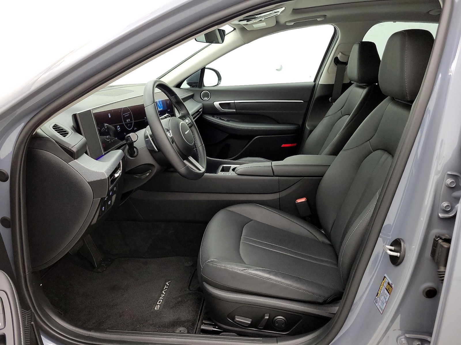 2025 Hyundai Sonata Hybrid Limited - Photo 12