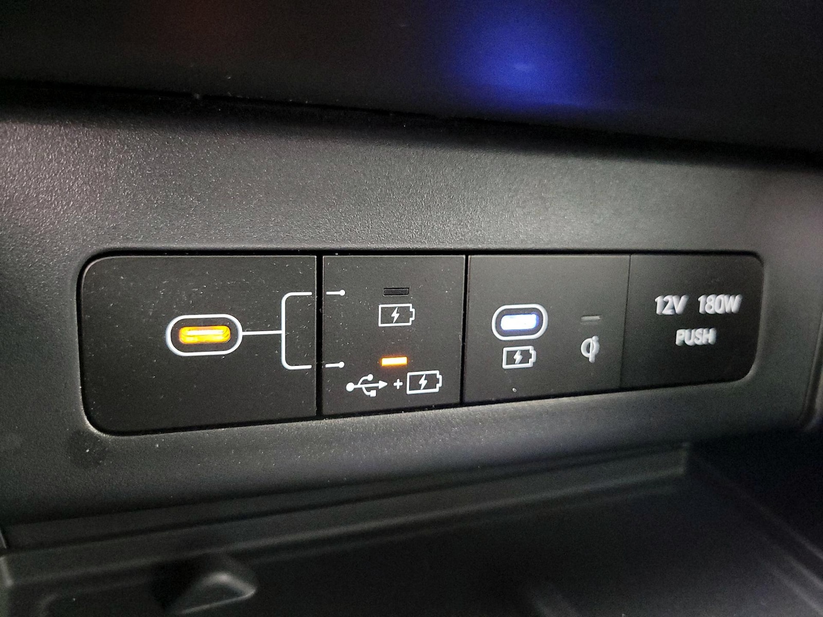 2025 Hyundai Sonata Hybrid Limited - Photo 20