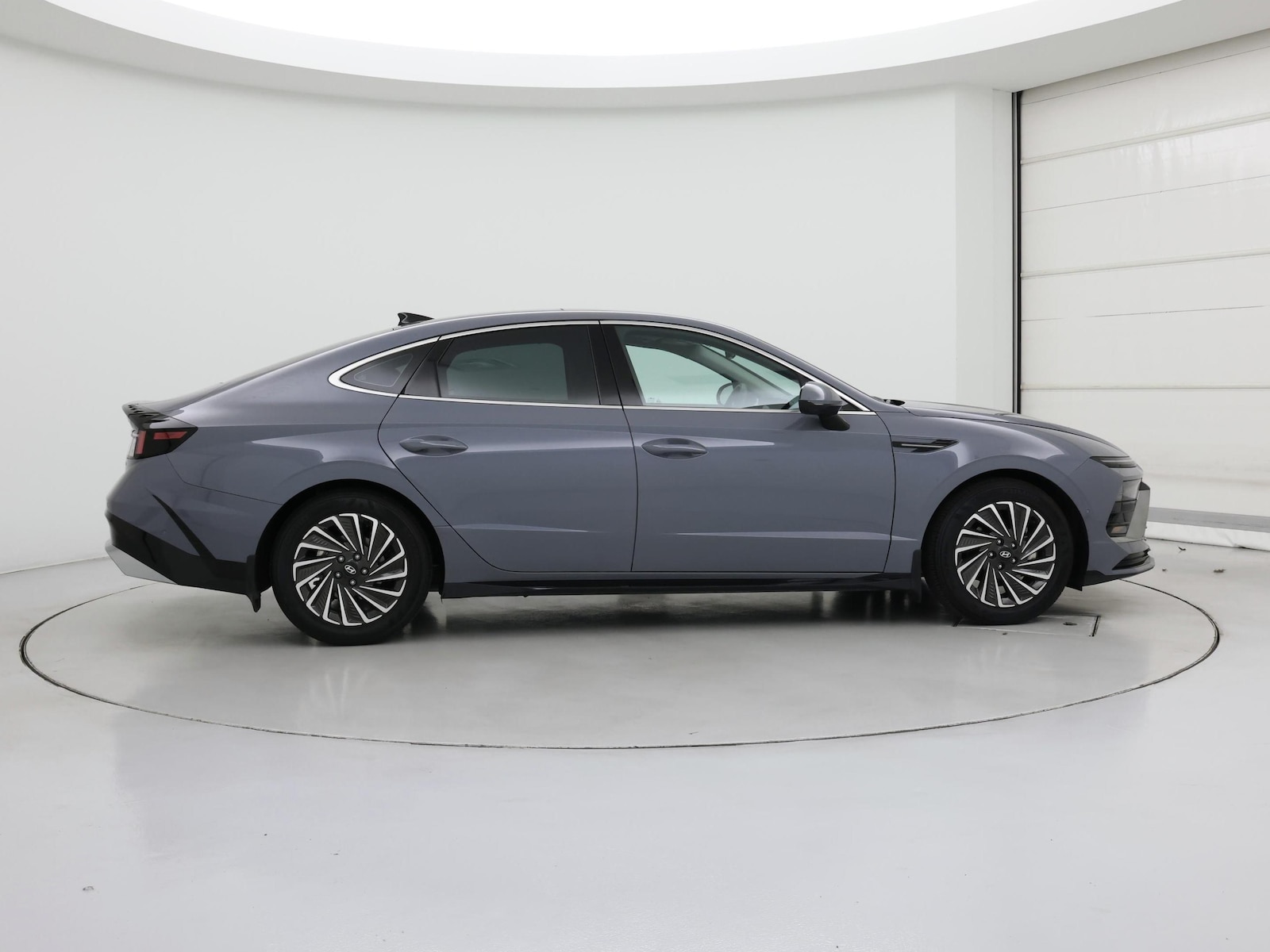 2025 Hyundai Sonata Hybrid Limited - Photo 8
