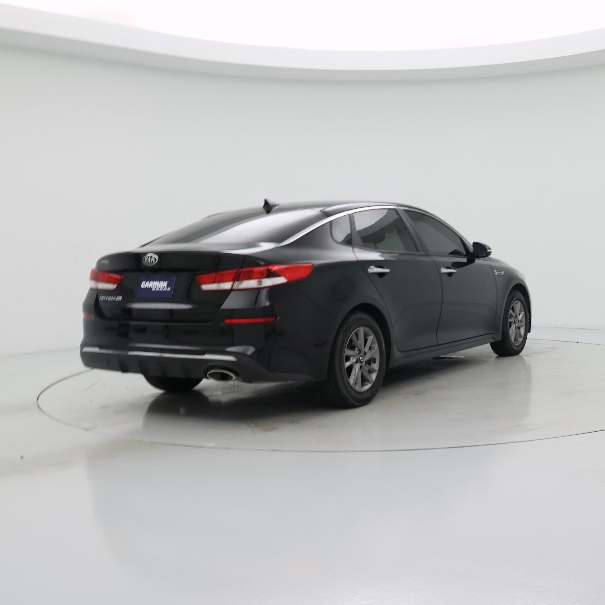Thumbnail: 2020 Kia Optima - 8