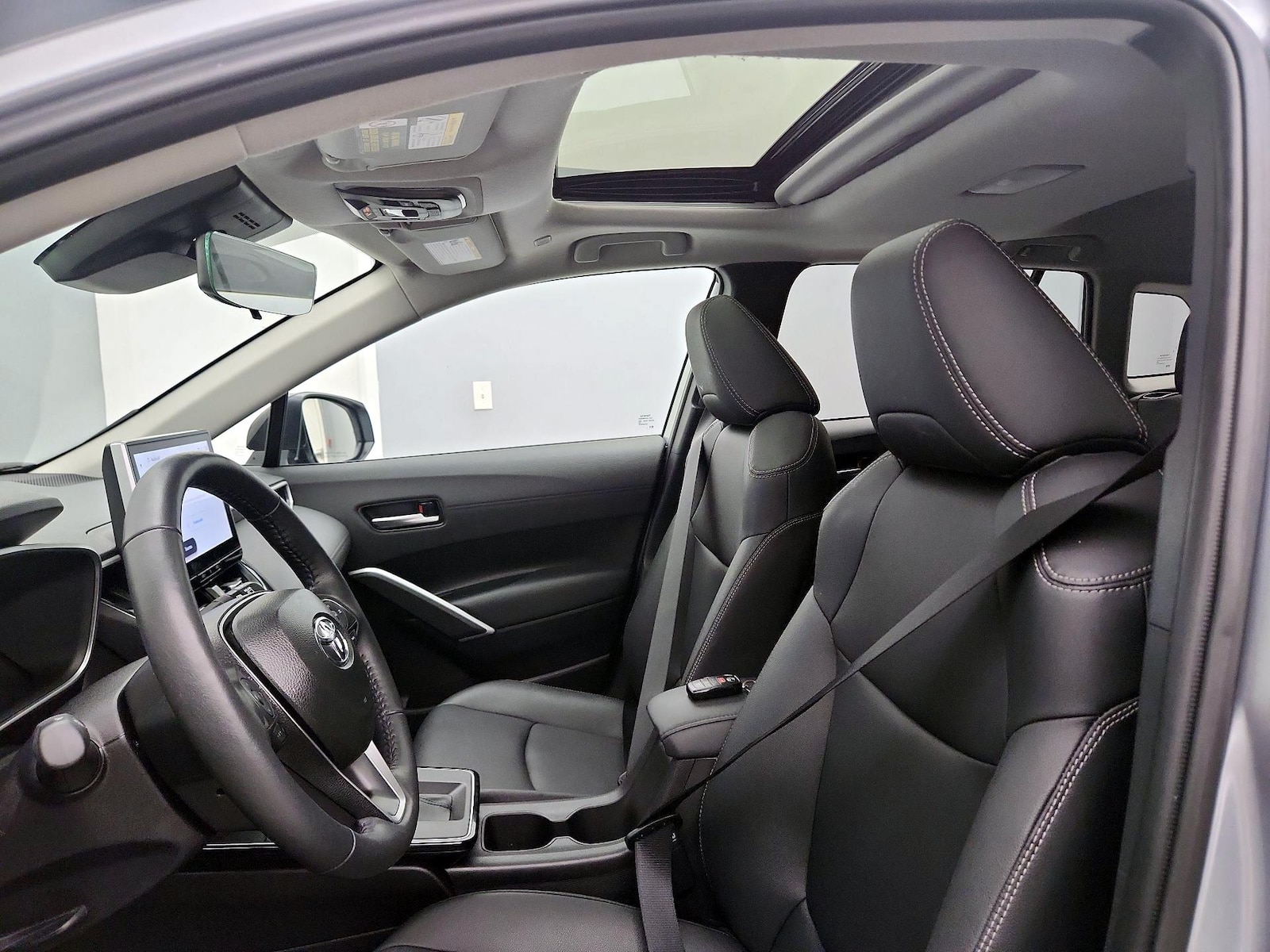 Sunroof(s) & Overhead Airbags