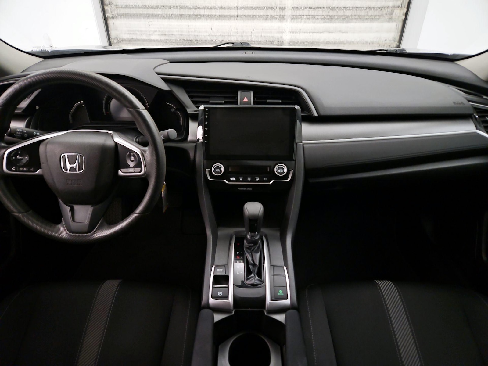 2018 Honda Civic LX - Photo 10