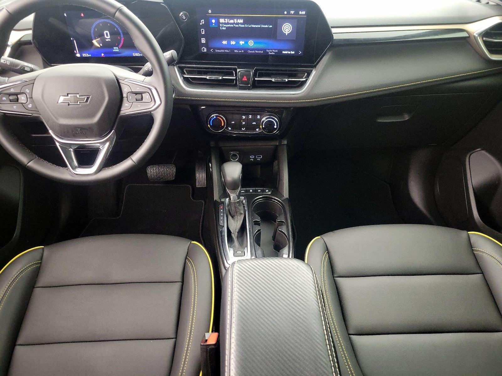 Apple CarPlay® & Android Auto™
