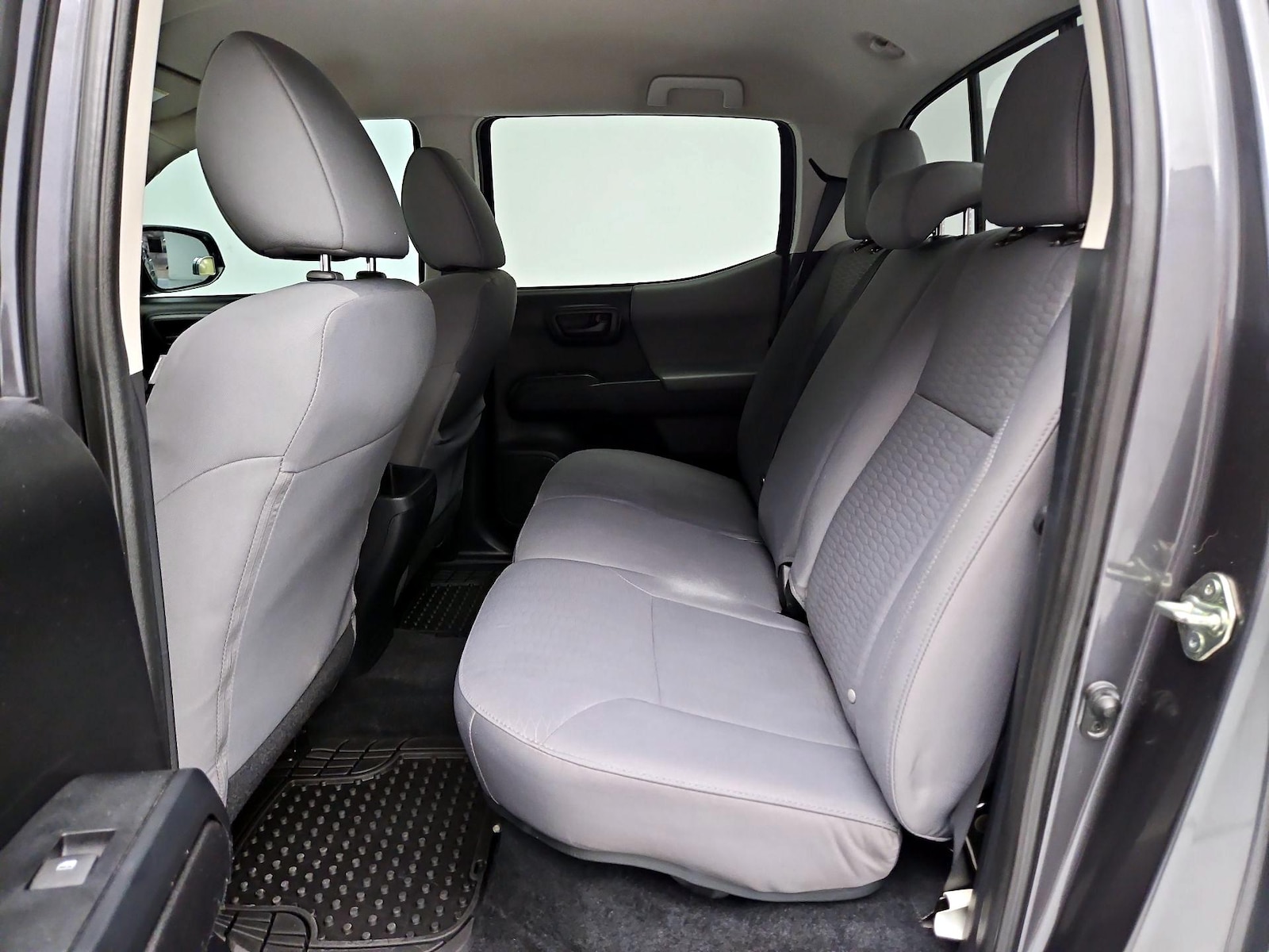 2019 Toyota Tacoma SR - Photo 20