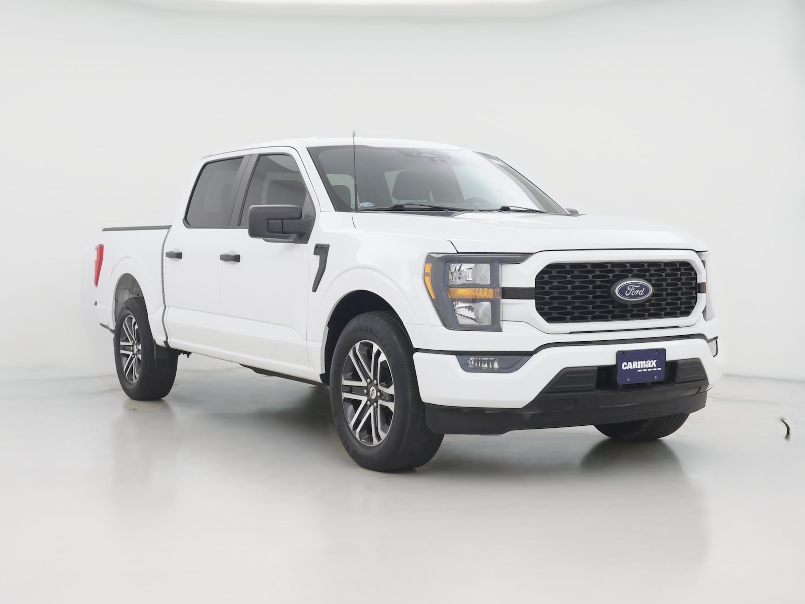 2023 Ford F-150 XL - Photo 1