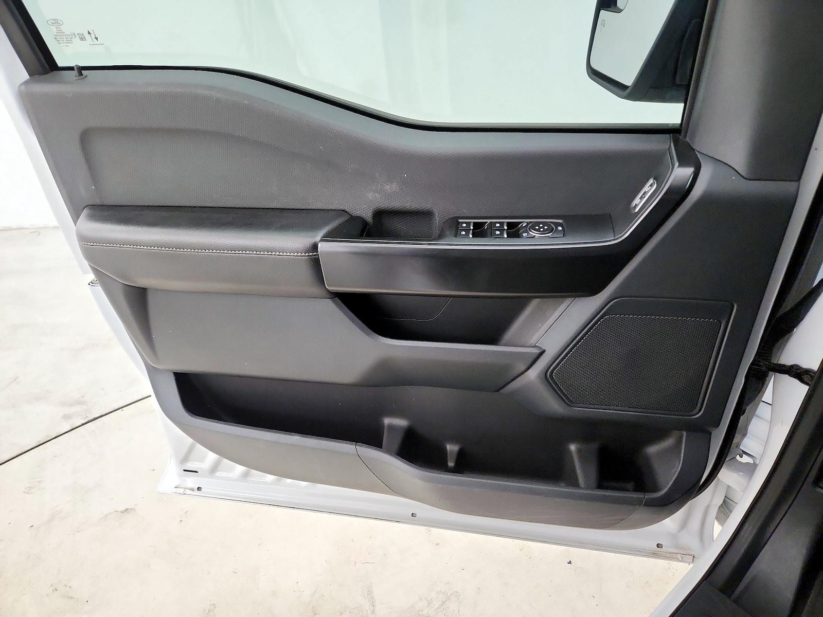2023 Ford F-150 XL - Photo 13
