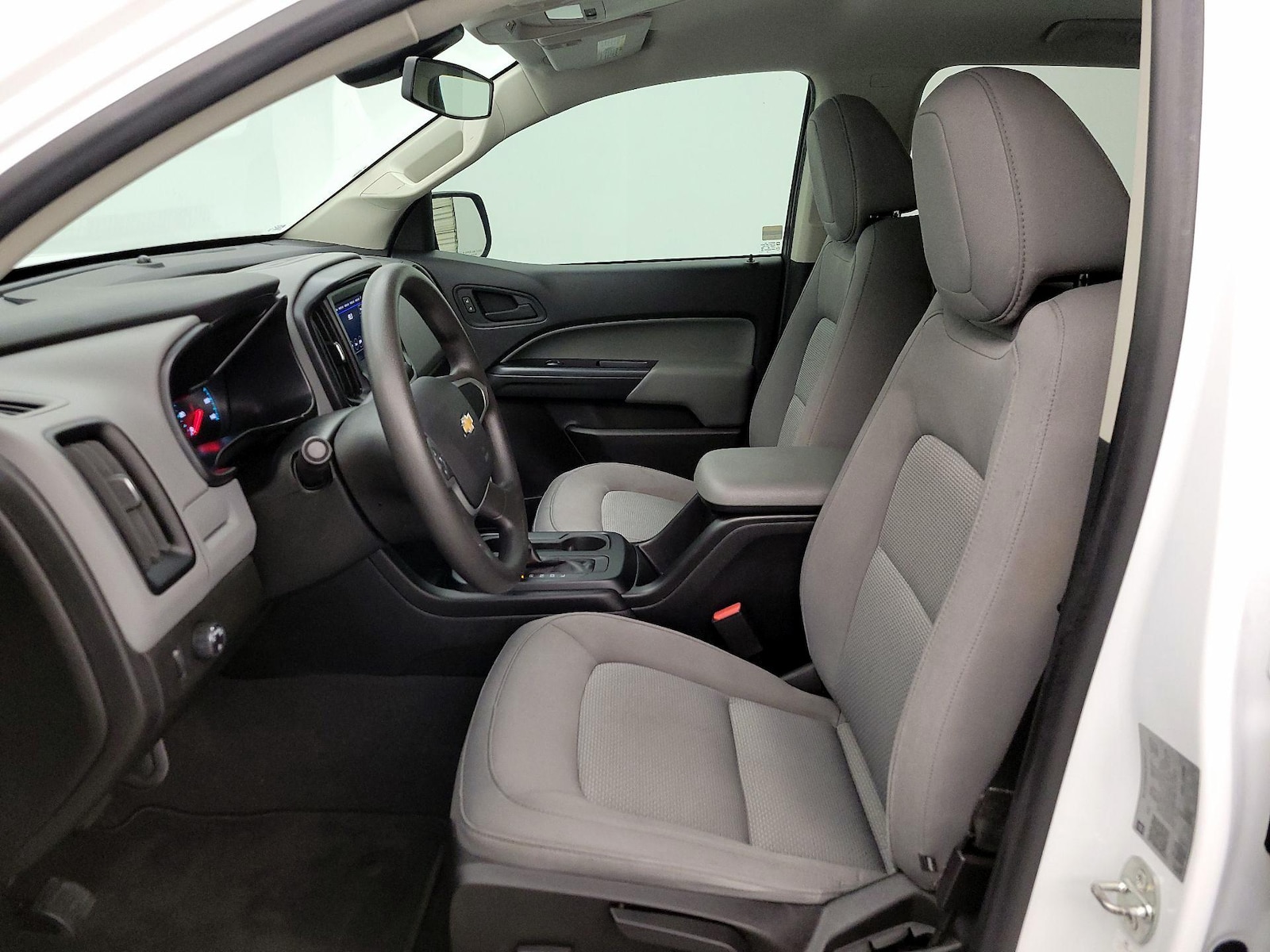 Power Seat(s) & Side Airbags