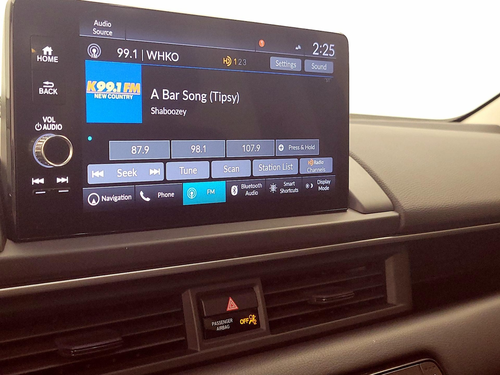2023 Honda Pilot Touring - Photo 17