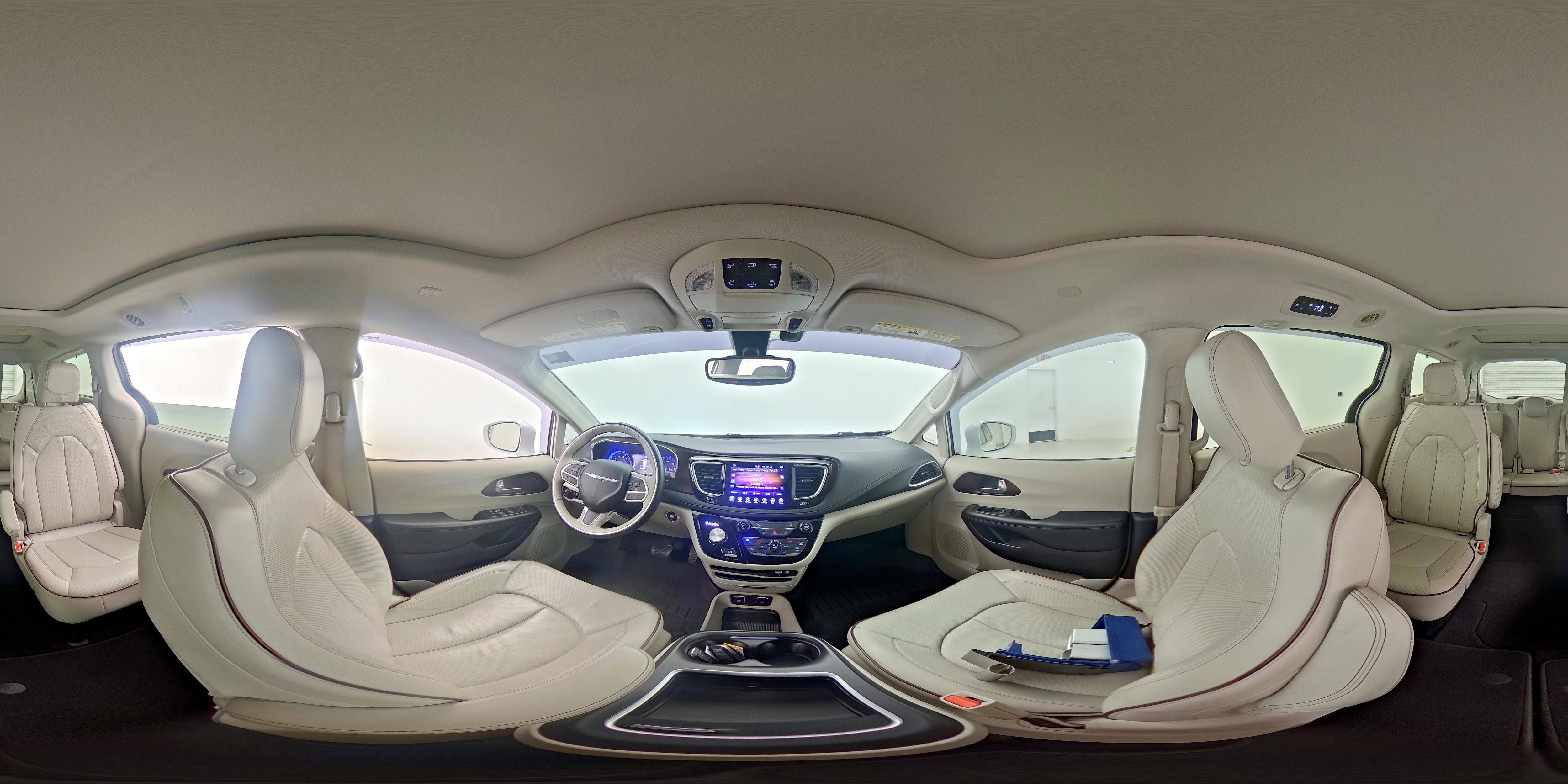 2017 Chrysler Pacifica Limited - Photo 28