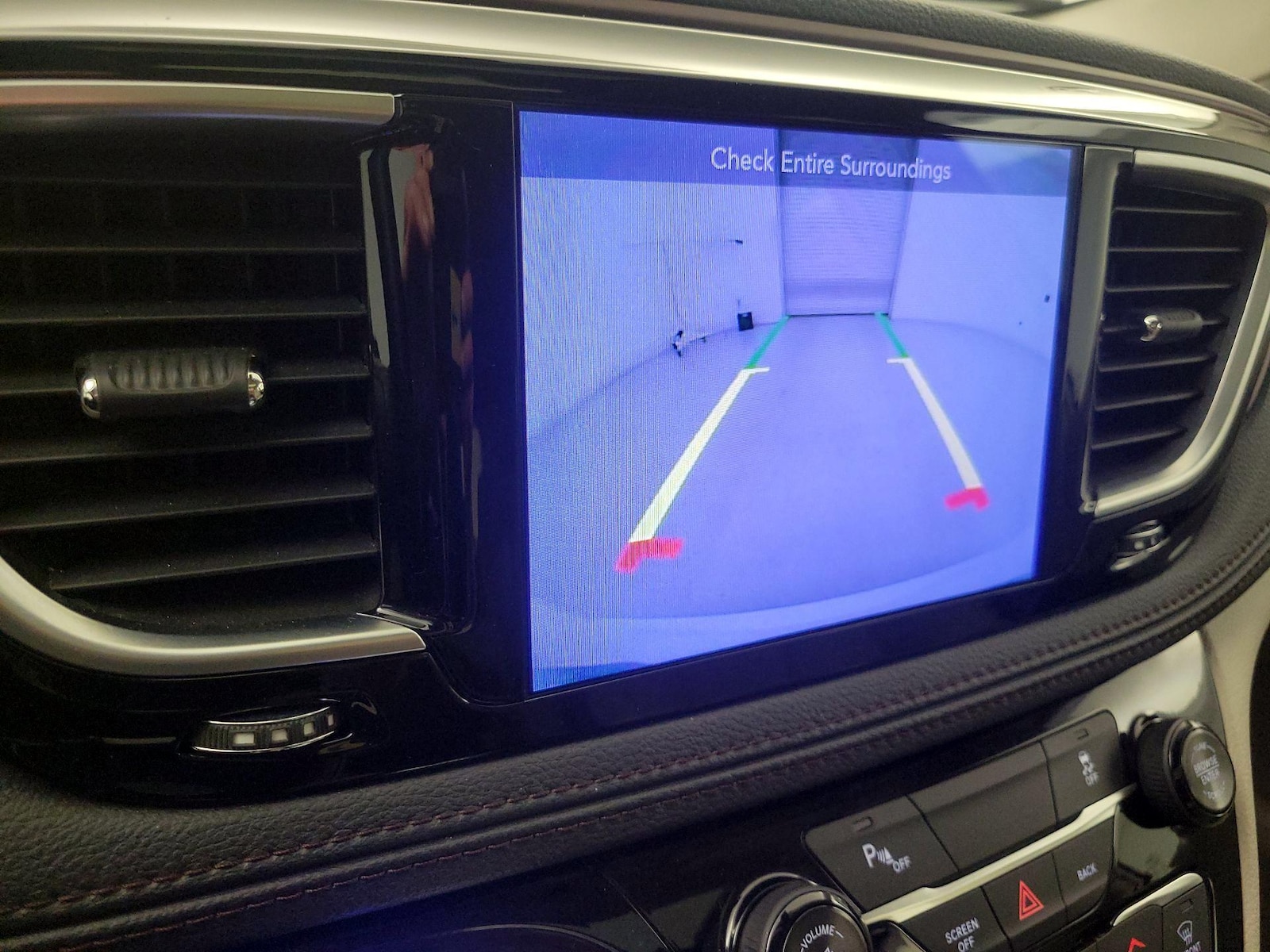 2017 Chrysler Pacifica Limited - Photo 16