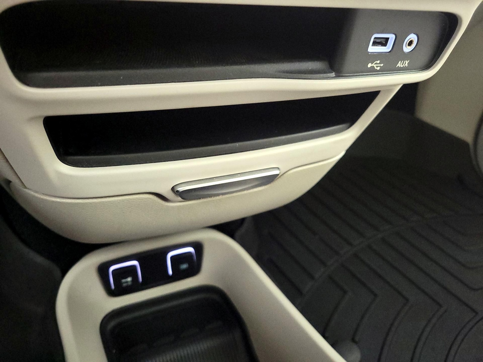 2017 Chrysler Pacifica Limited - Photo 20