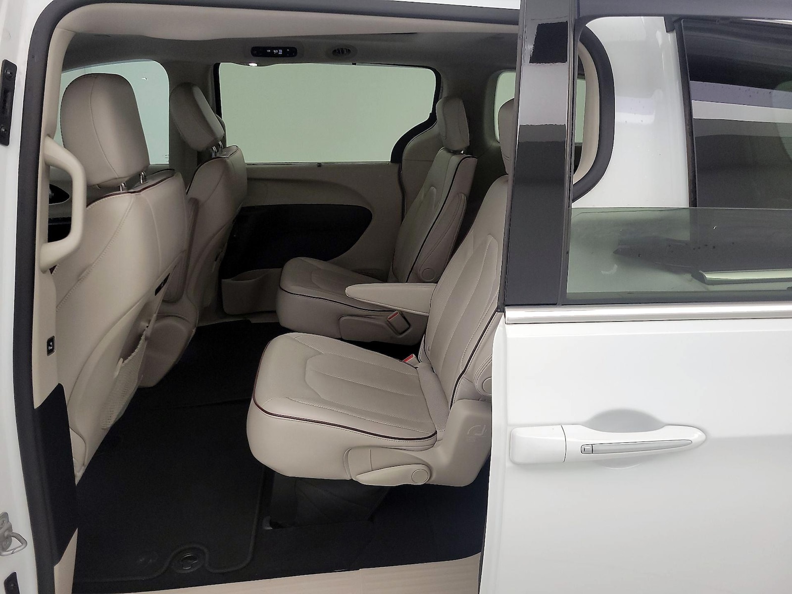 2017 Chrysler Pacifica Limited - Photo 22
