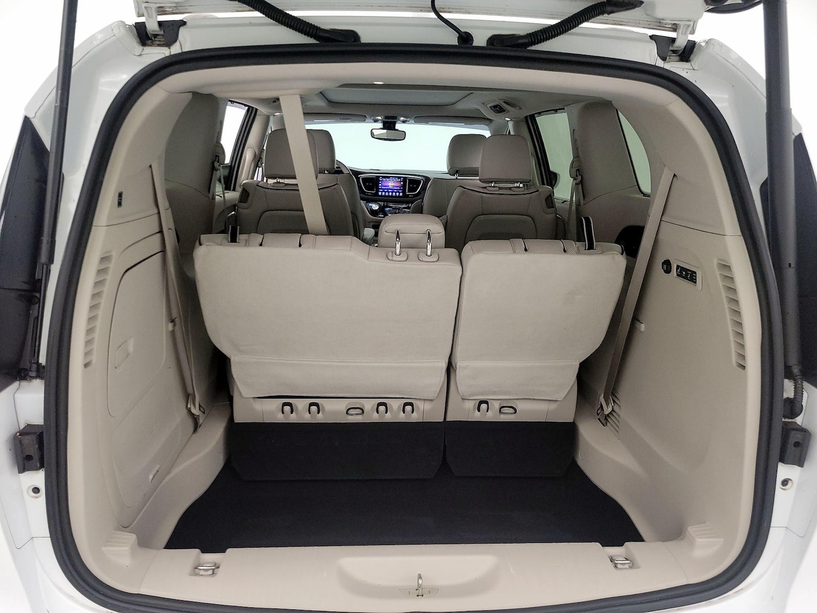 2017 Chrysler Pacifica Limited - Photo 24
