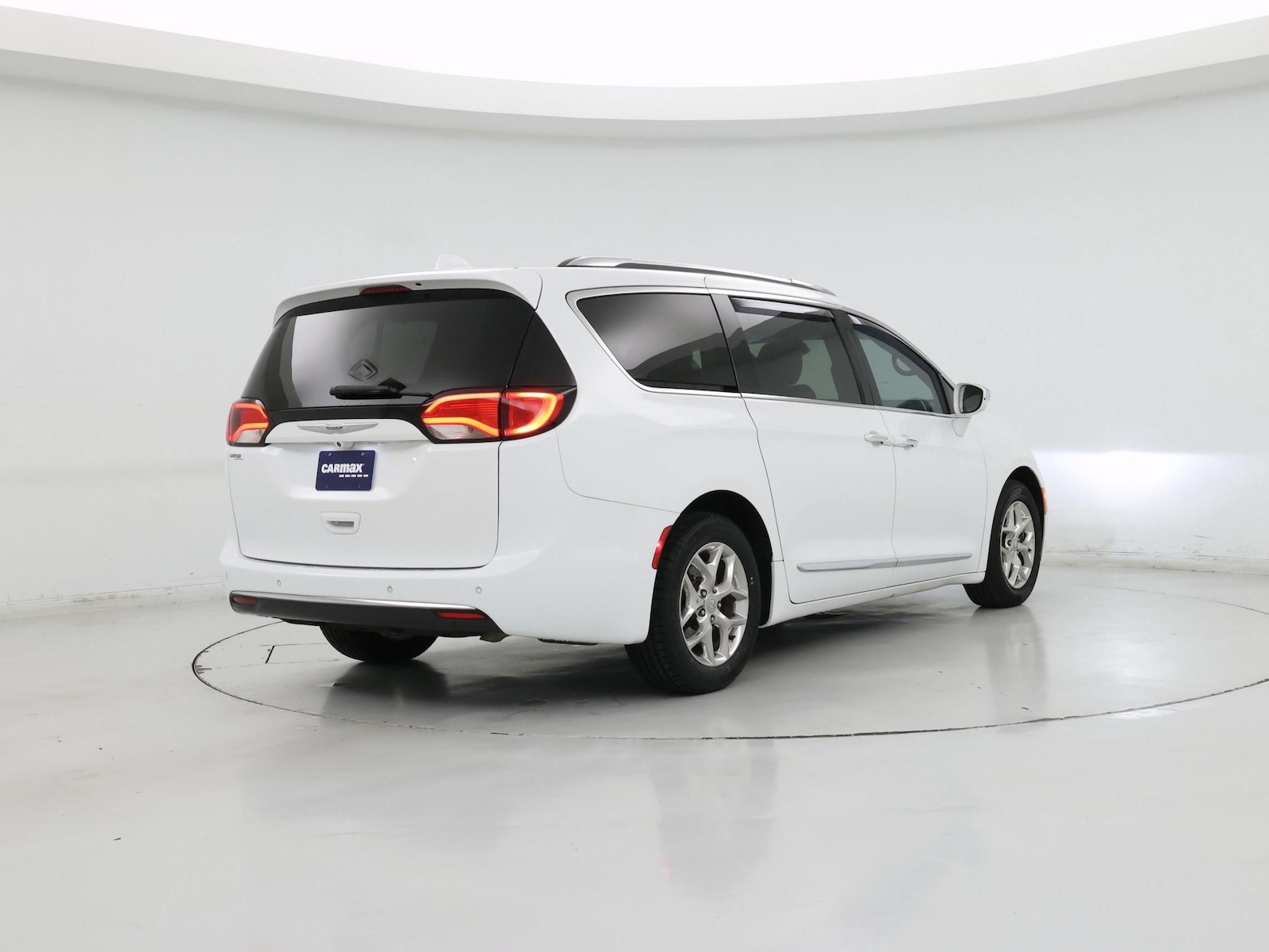 2017 Chrysler Pacifica Limited - Photo 9