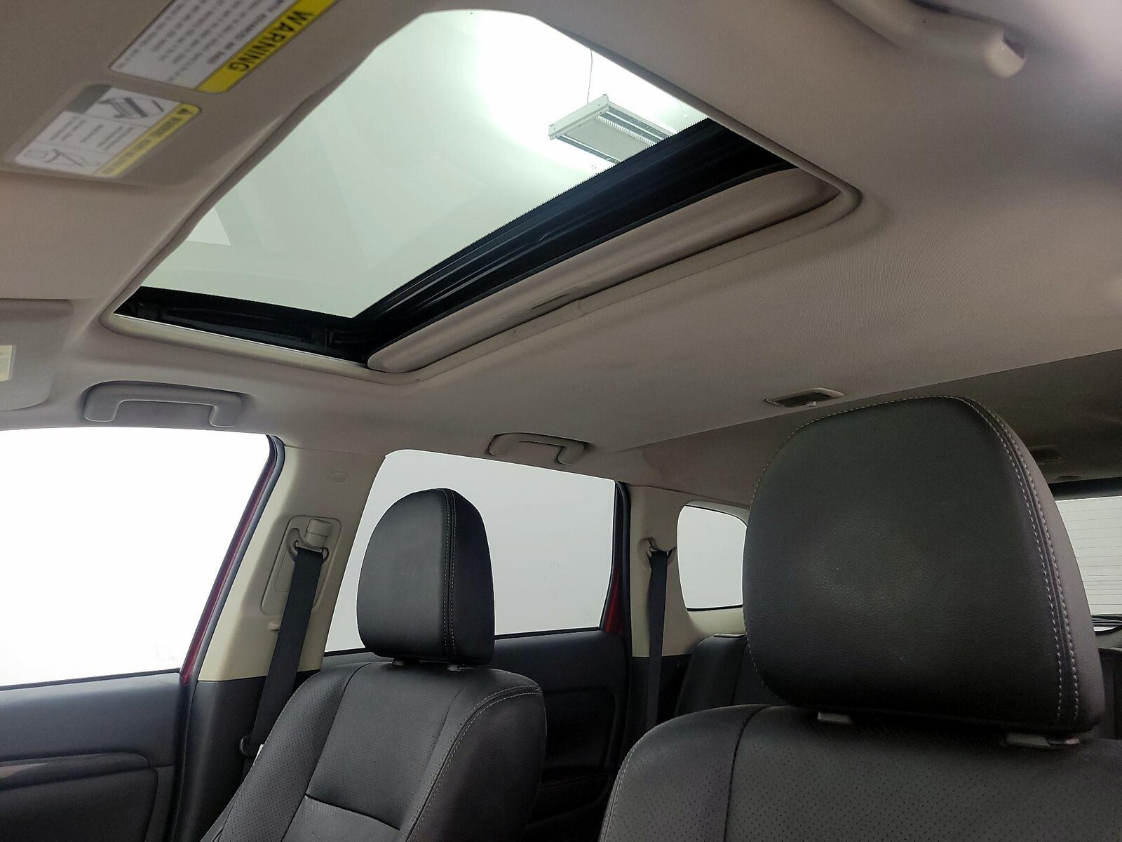 Sunroof(s) & Overhead Airbags