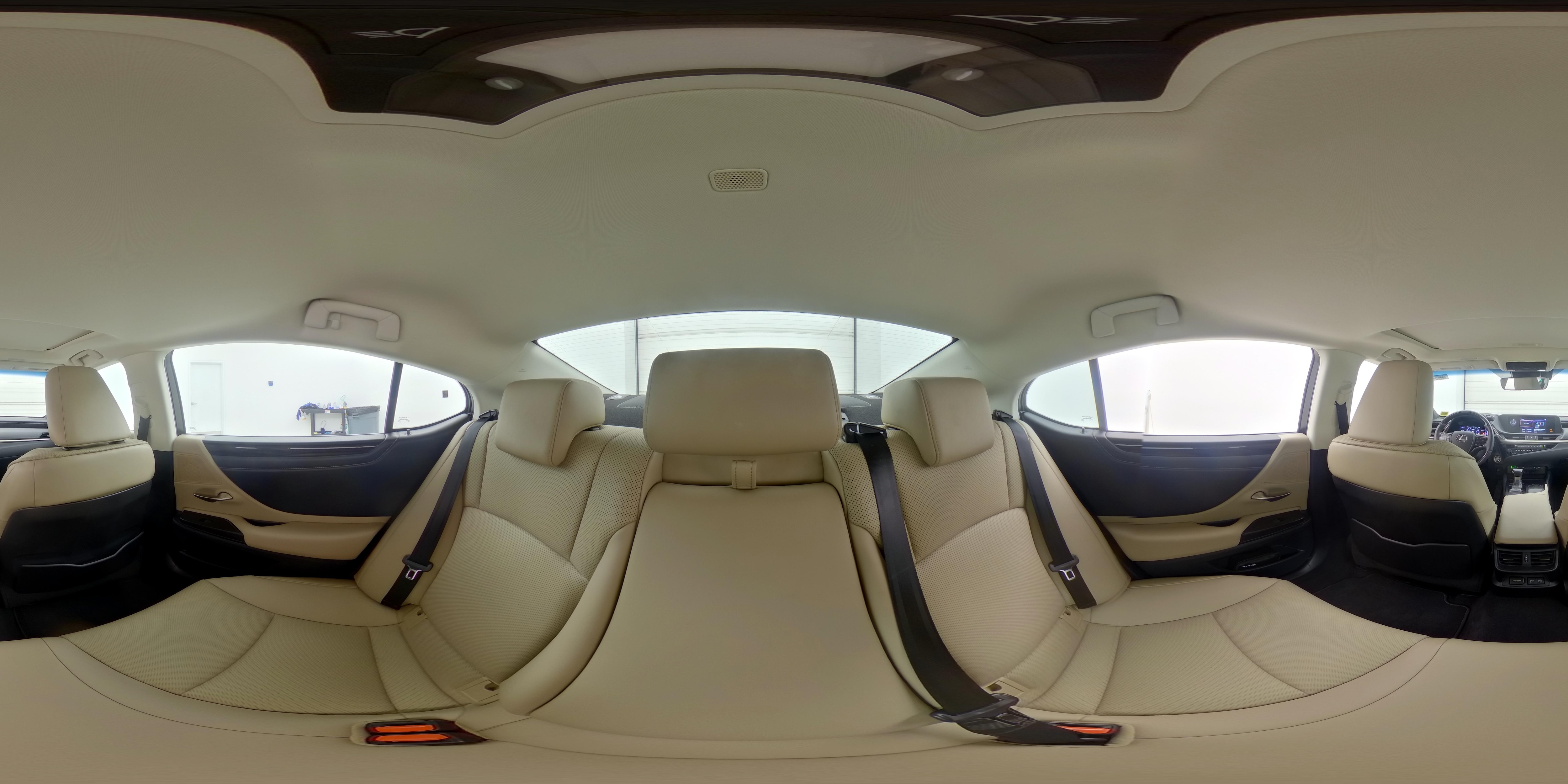 2019 Lexus ES 350 - Photo 26