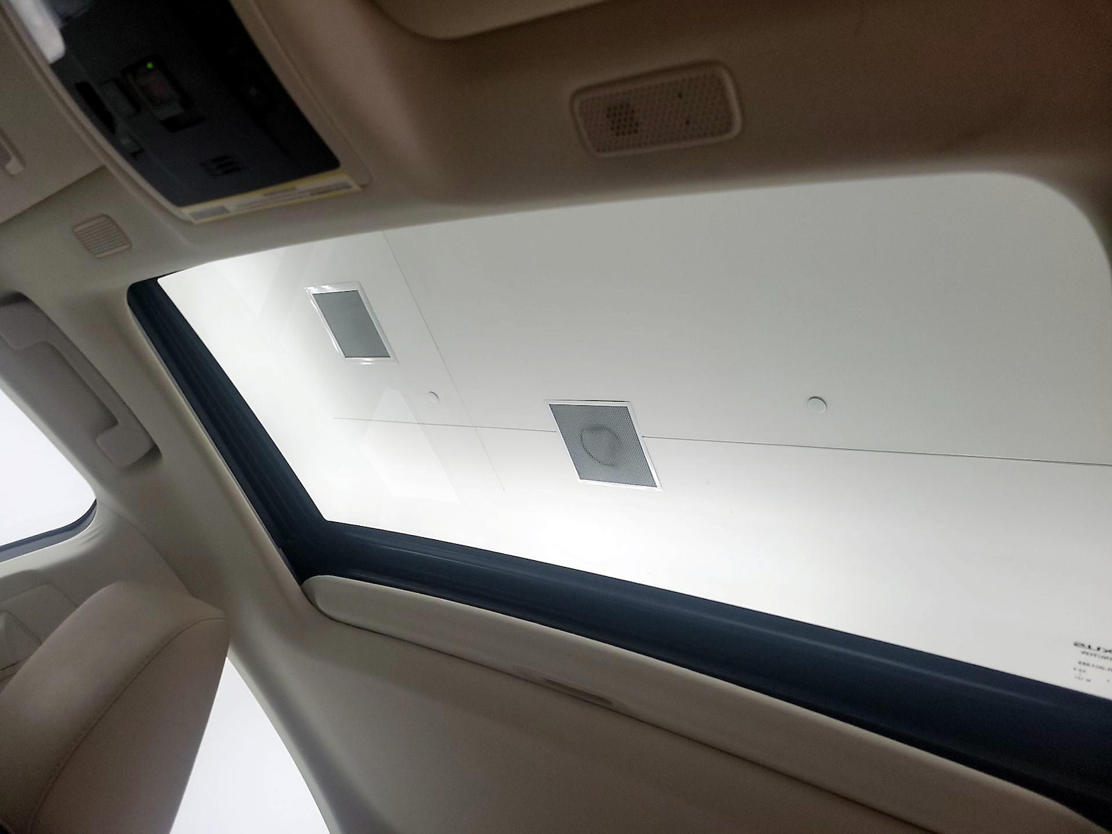 2019 Lexus ES 350 - Photo 20