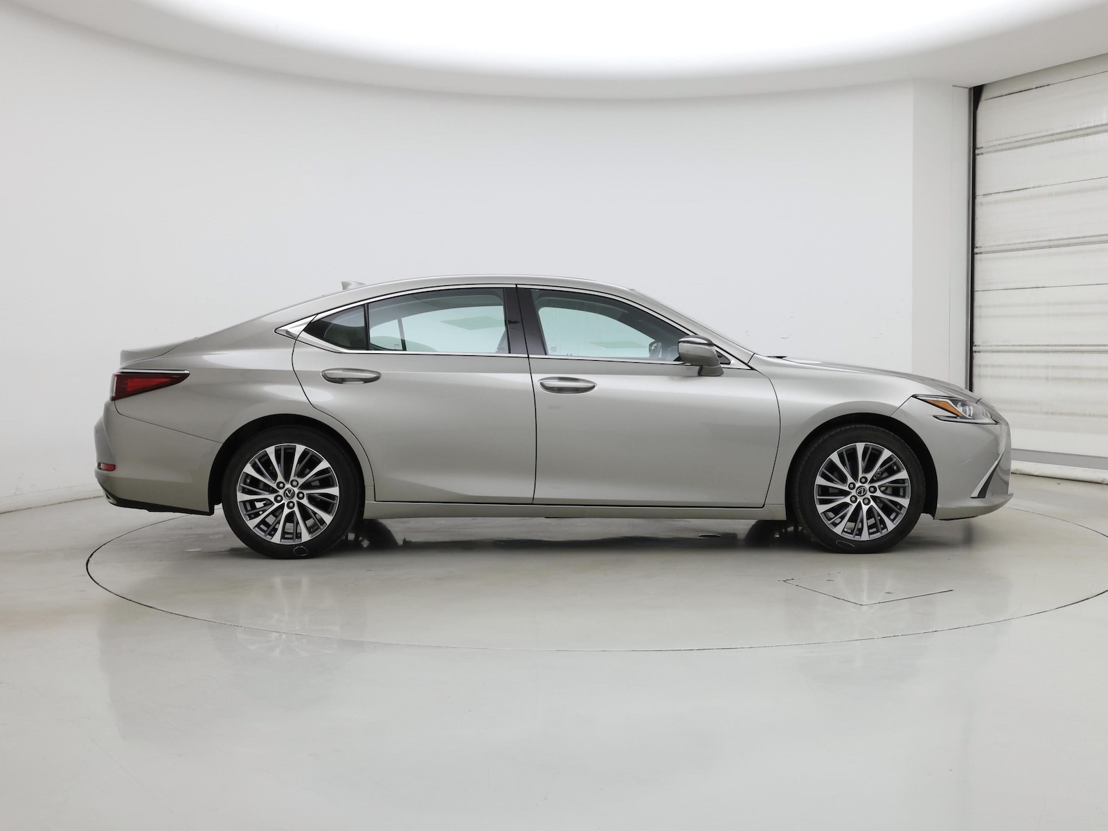 2019 Lexus ES 350 - Photo 8
