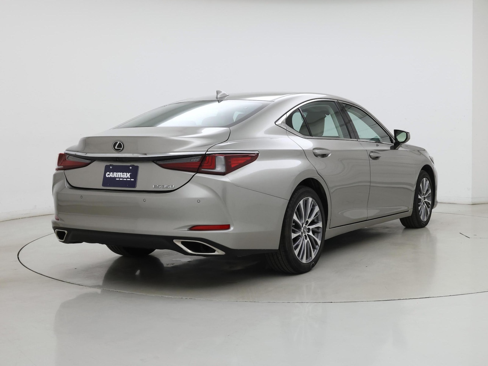 2019 Lexus ES 350 - Photo 9