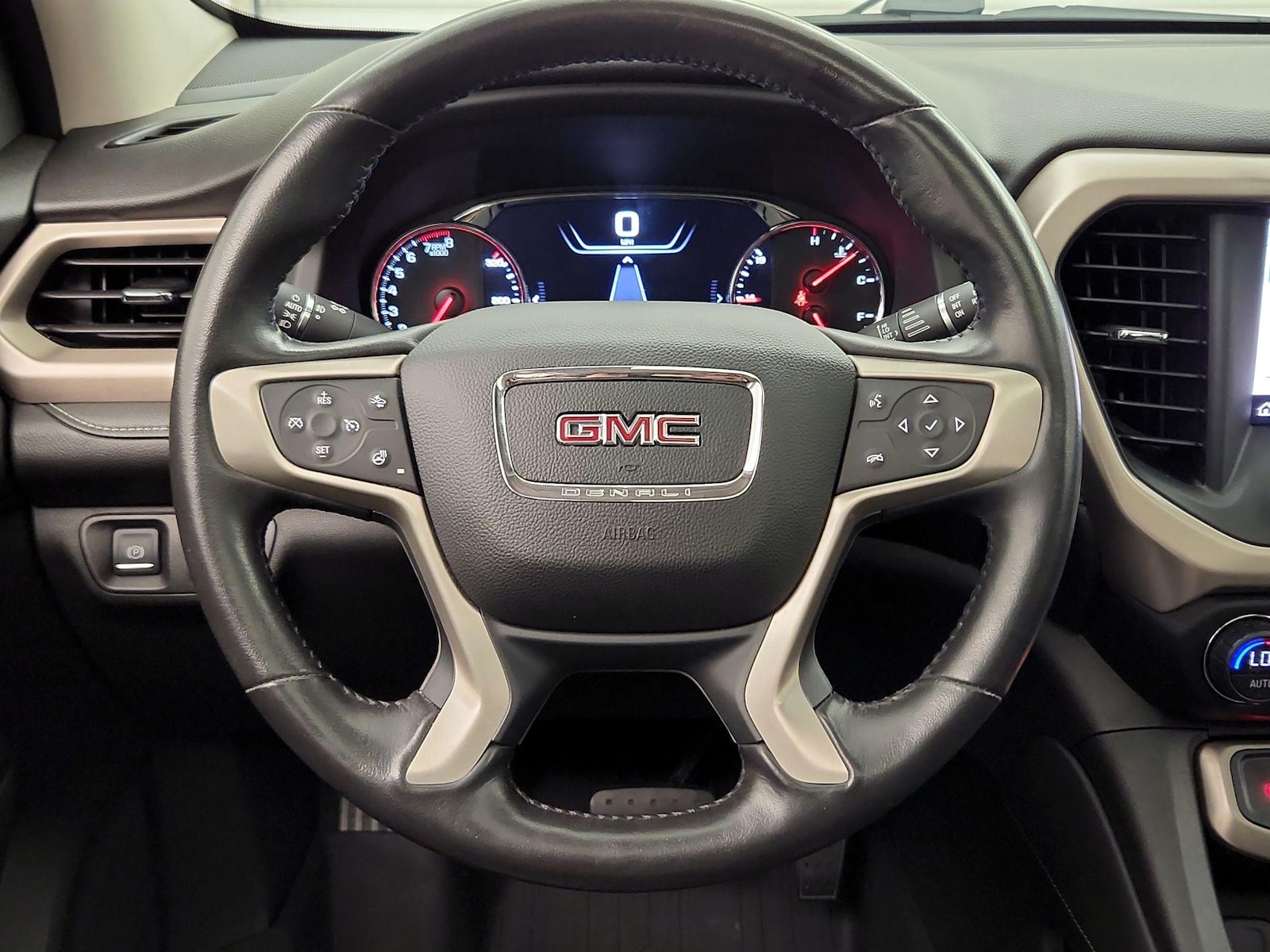 2020 GMC Acadia Denali - Photo 11