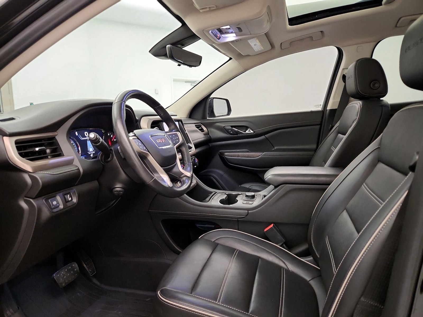 2020 GMC Acadia Denali - Photo 12
