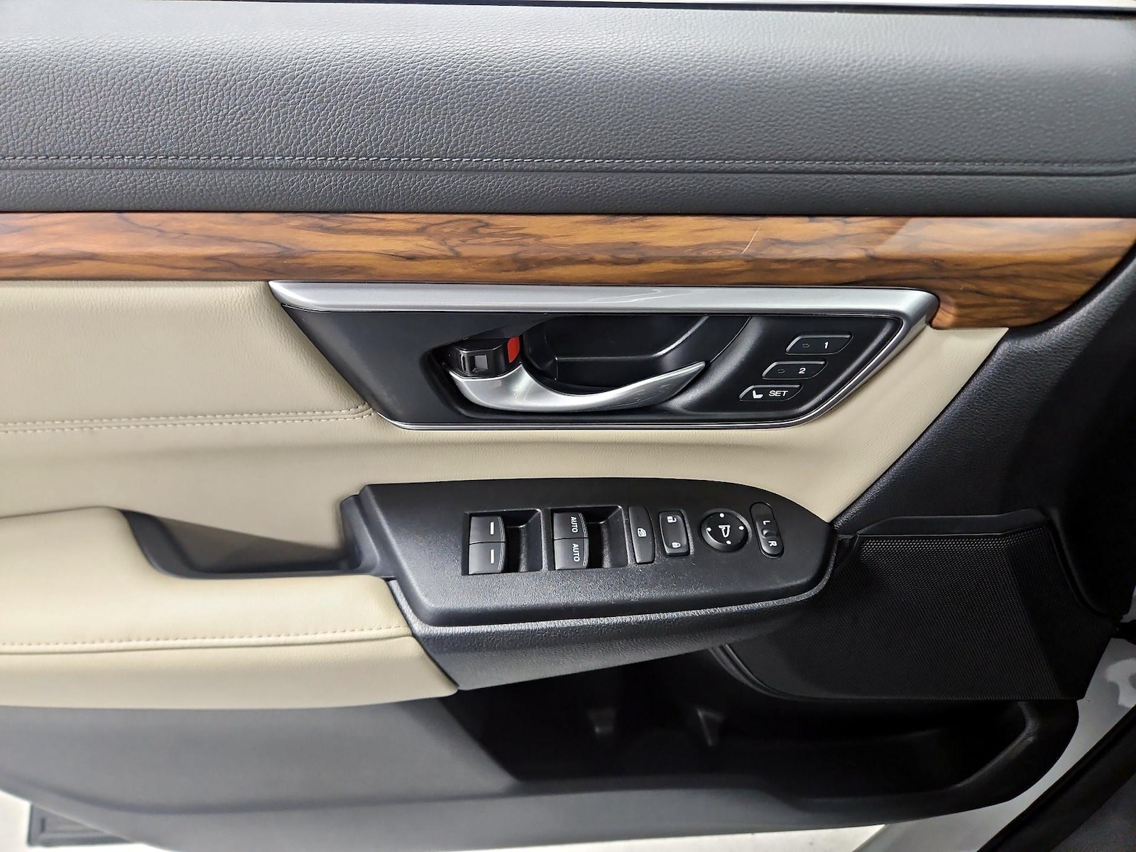 2021 Honda CR-V Touring - Photo 13