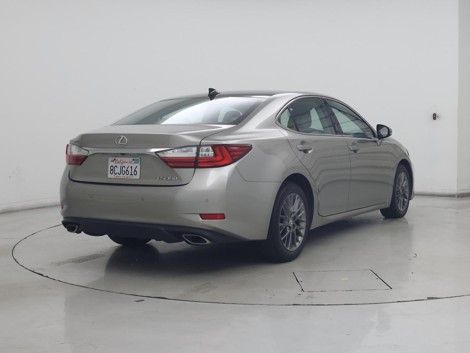 2018 Lexus ES 350 - Photo 9