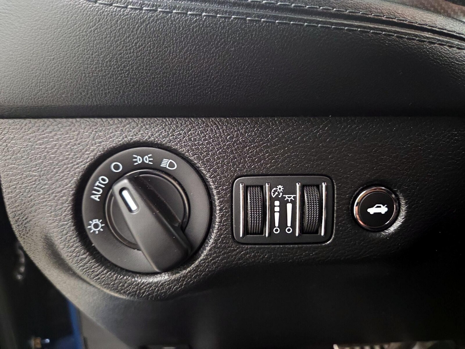 2020 Dodge Challenger R/T - Photo 14