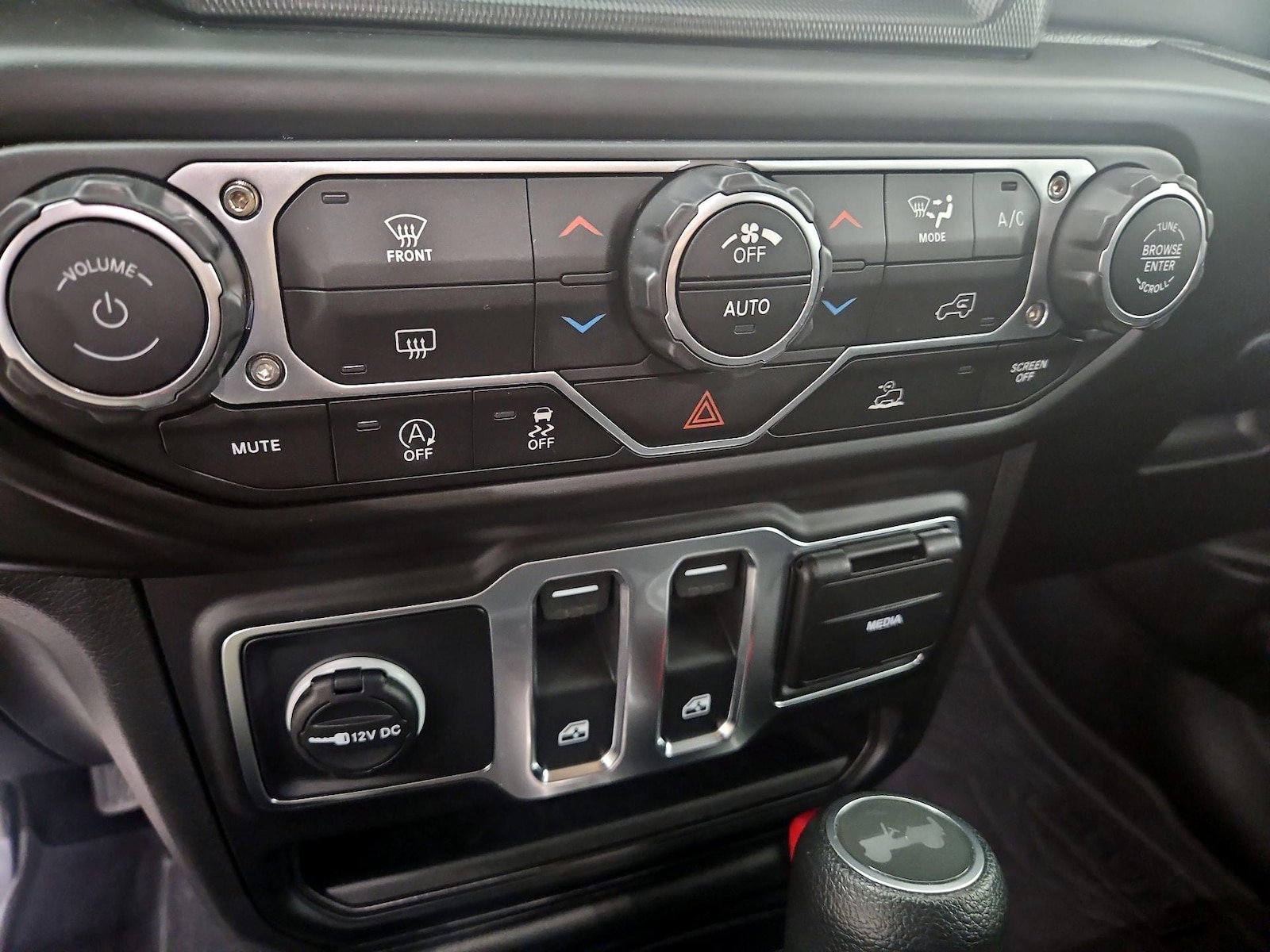 2023 Jeep Wrangler 2-Door Sport S - Photo 18