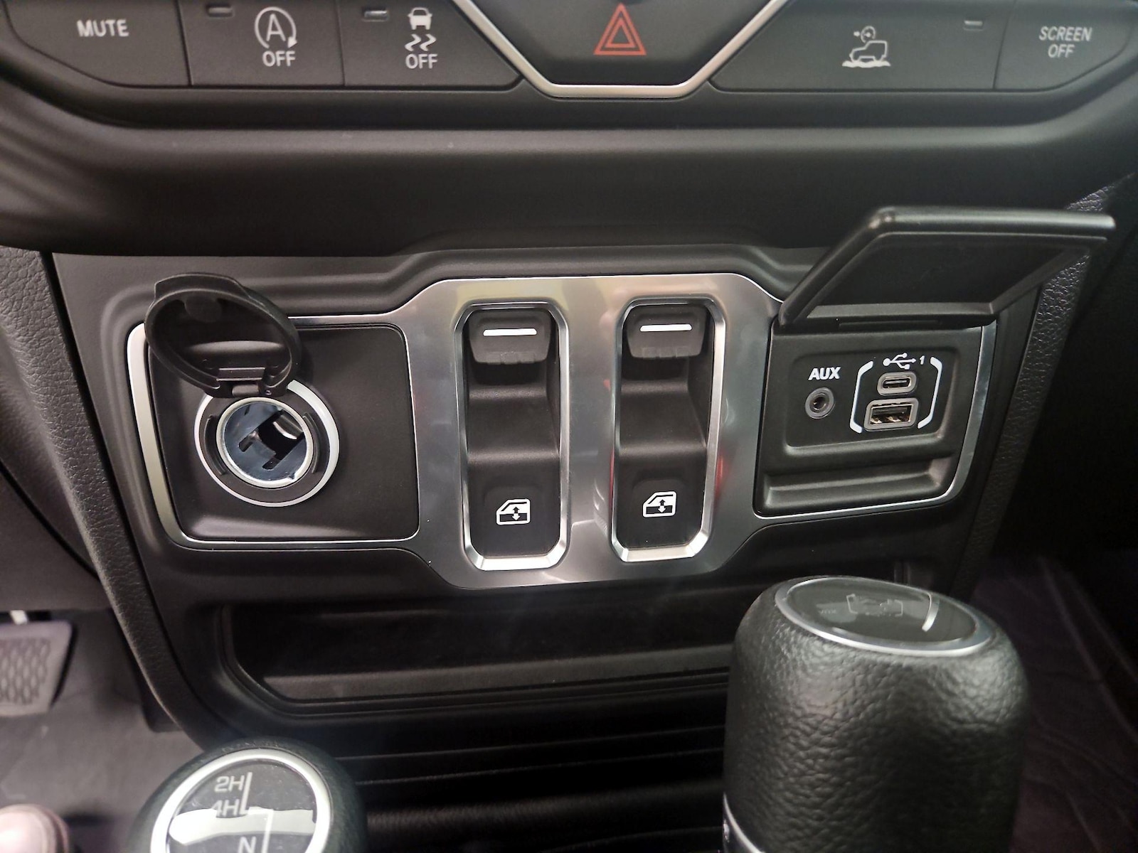 2023 Jeep Wrangler 2-Door Sport S - Photo 20