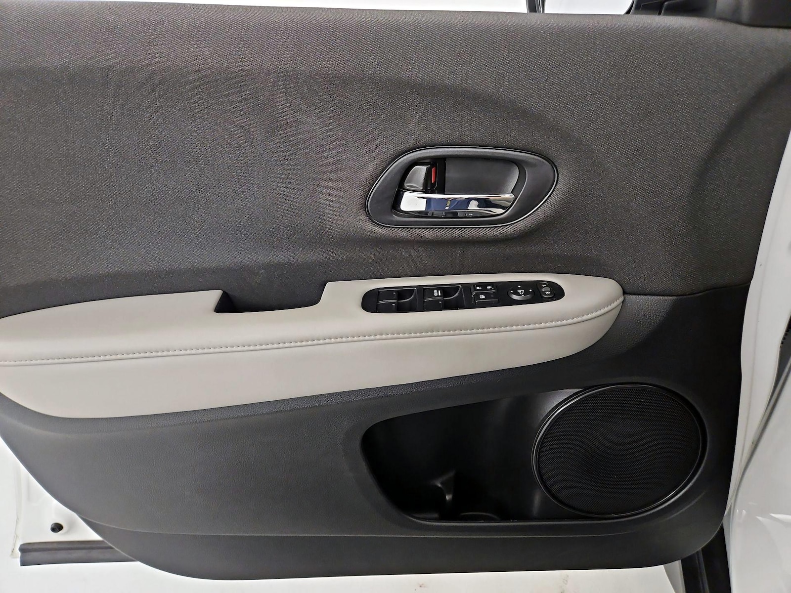 2022 Honda HR-V LX - Photo 13