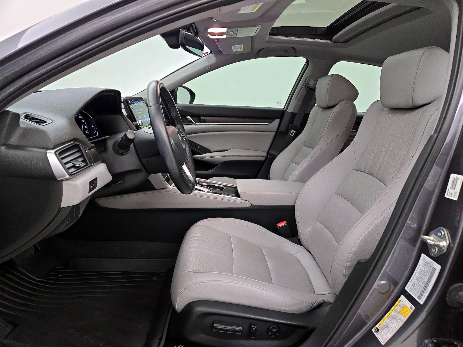 2020 Honda Accord EX-L - Photo 12