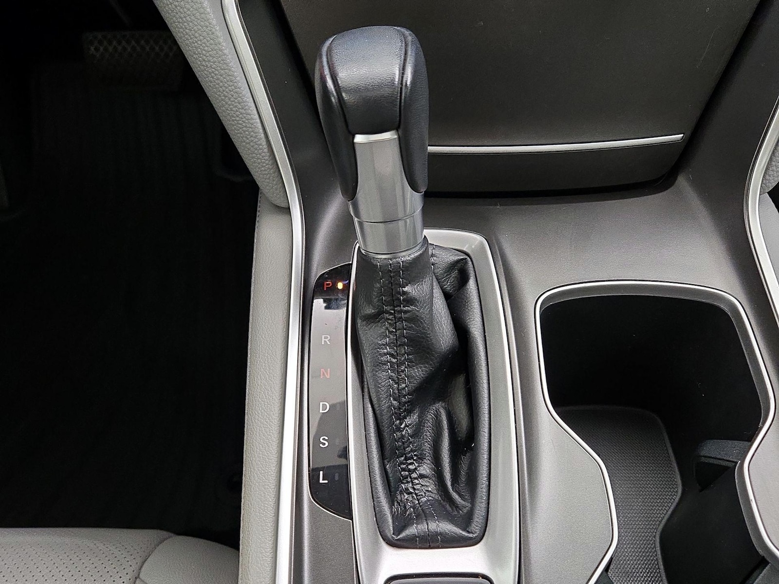 2020 Honda Accord EX-L - Photo 18