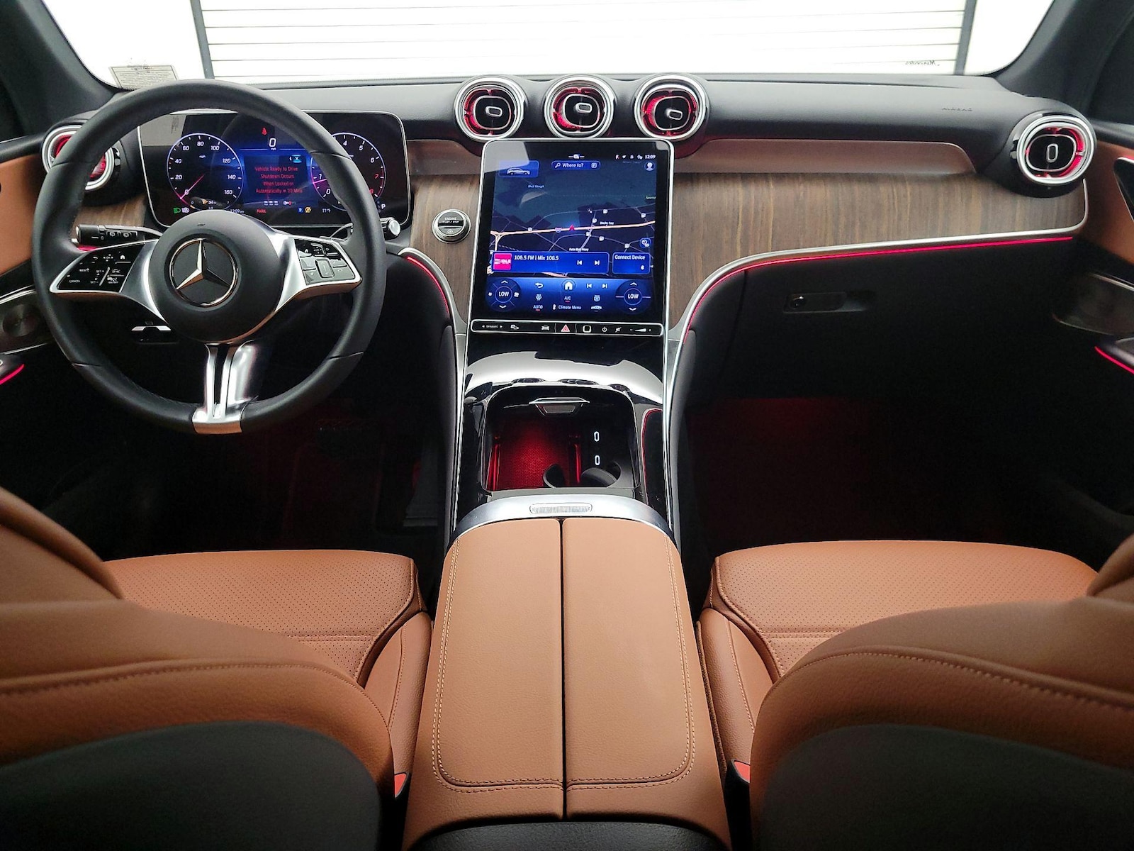 2025 Mercedes-Benz GLC Base - Photo 10