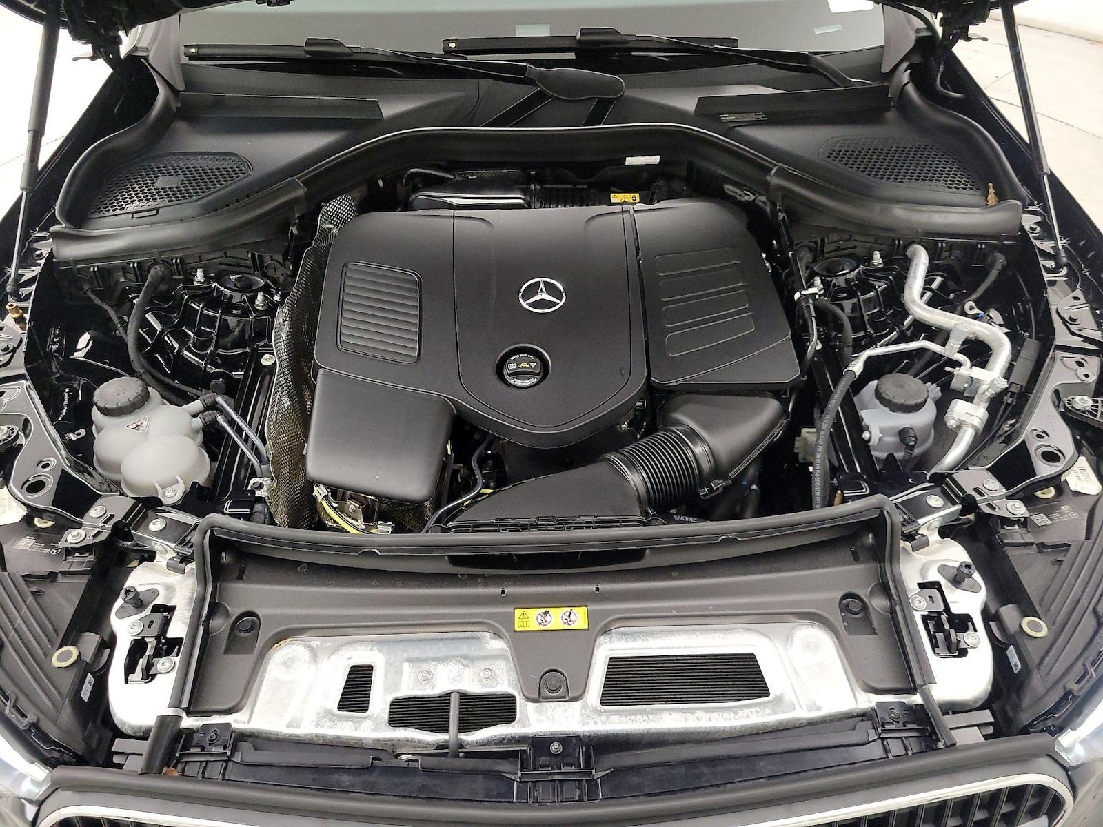 2025 Mercedes-Benz GLC Base - Photo 24