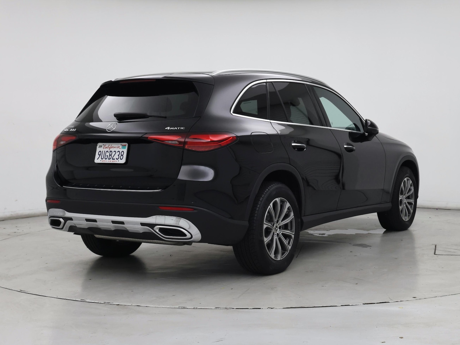 2025 Mercedes-Benz GLC Base - Photo 9