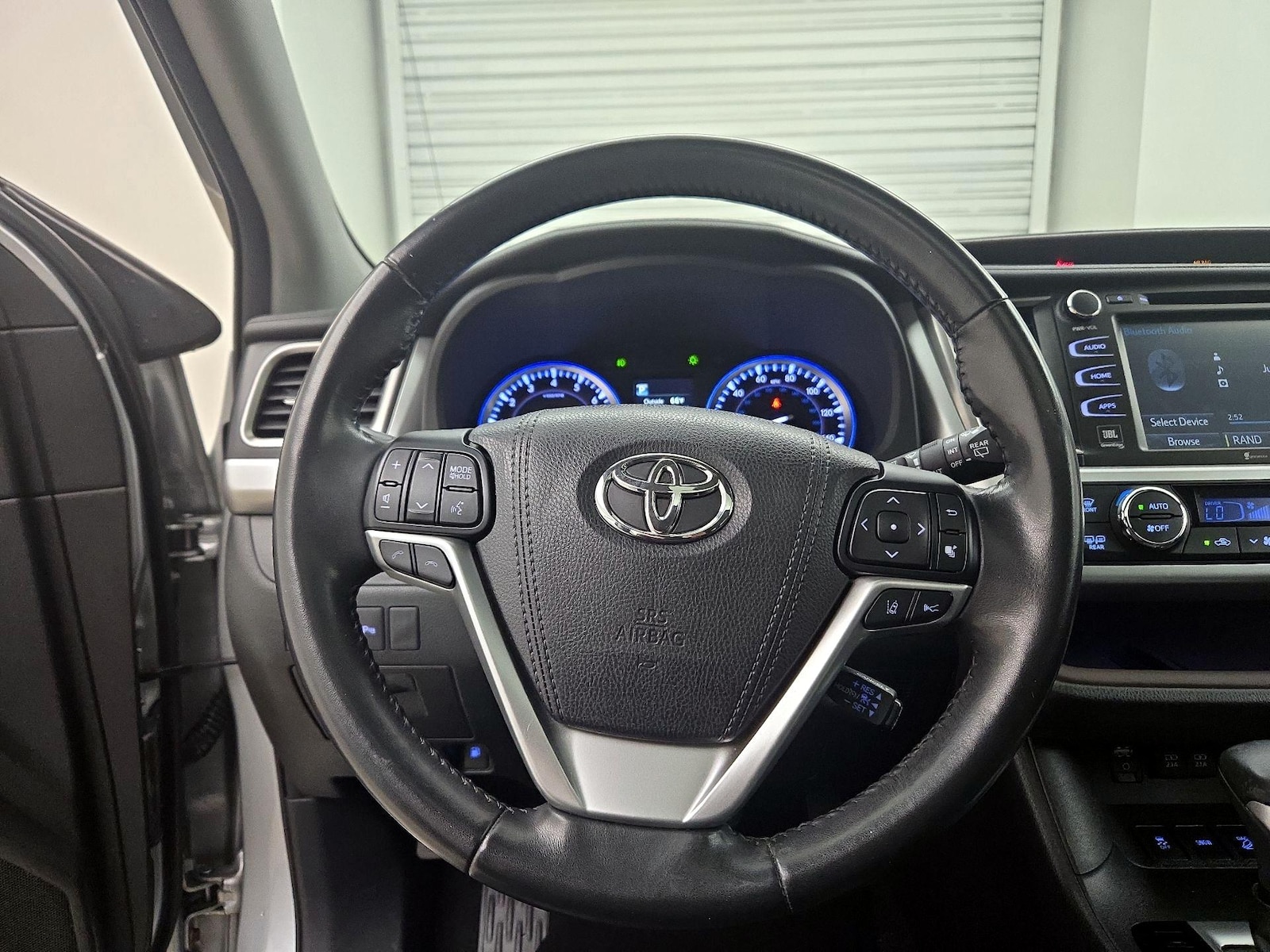 2018 Toyota Highlander Limited - Photo 11