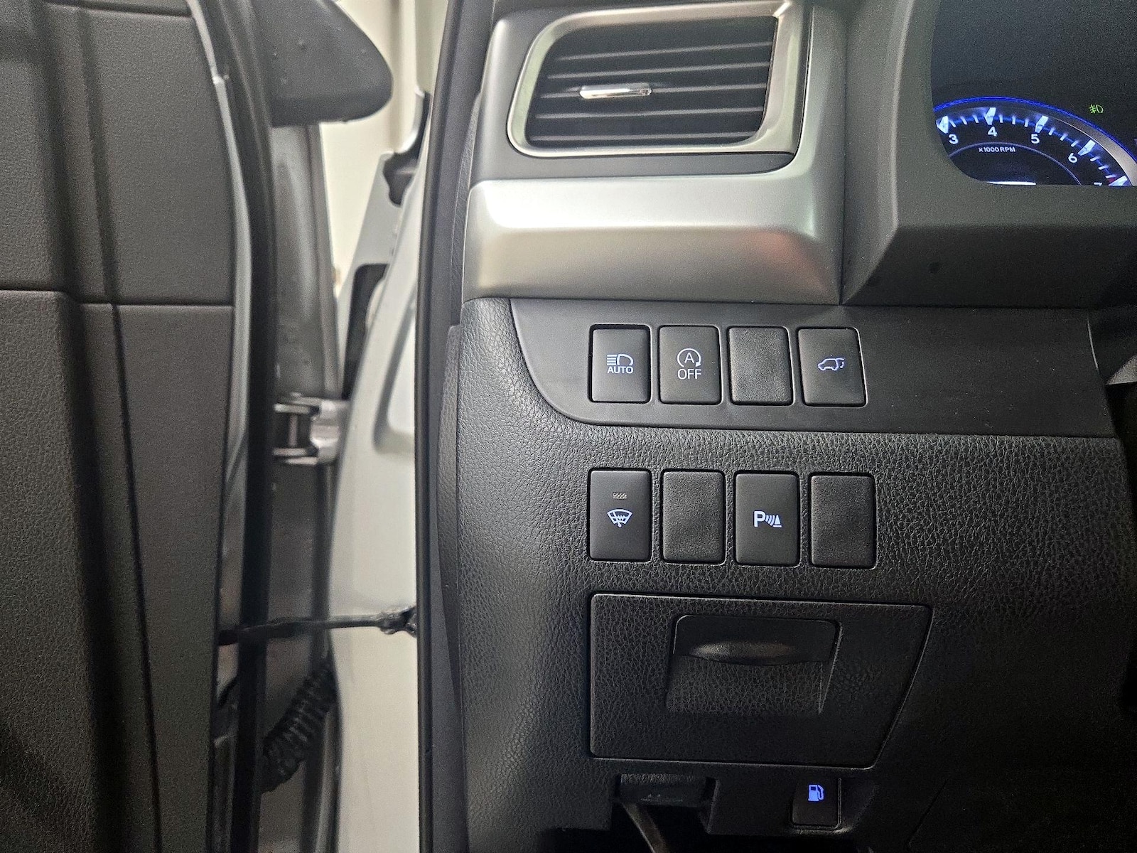 2018 Toyota Highlander Limited - Photo 14