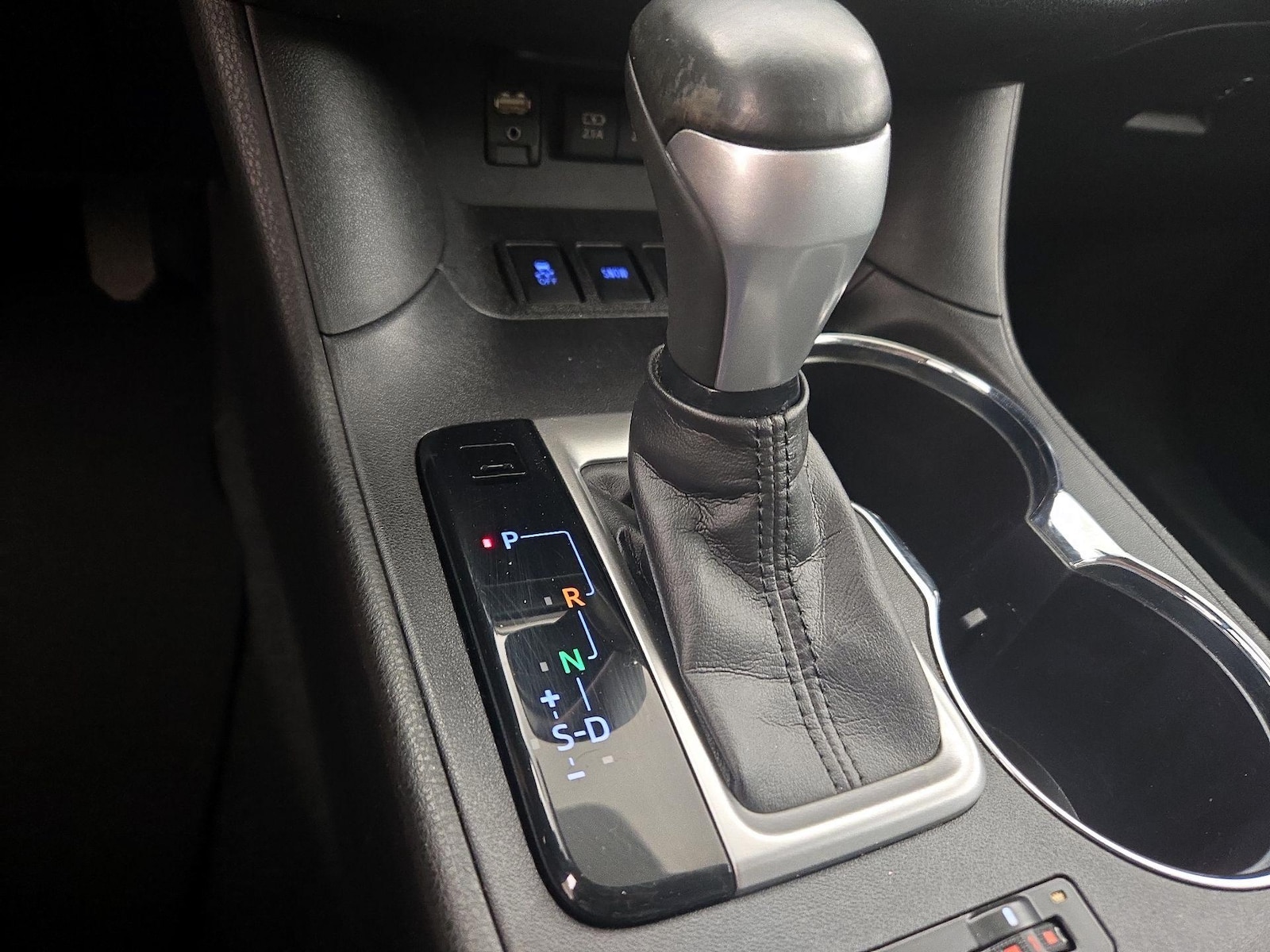 2018 Toyota Highlander Limited - Photo 18